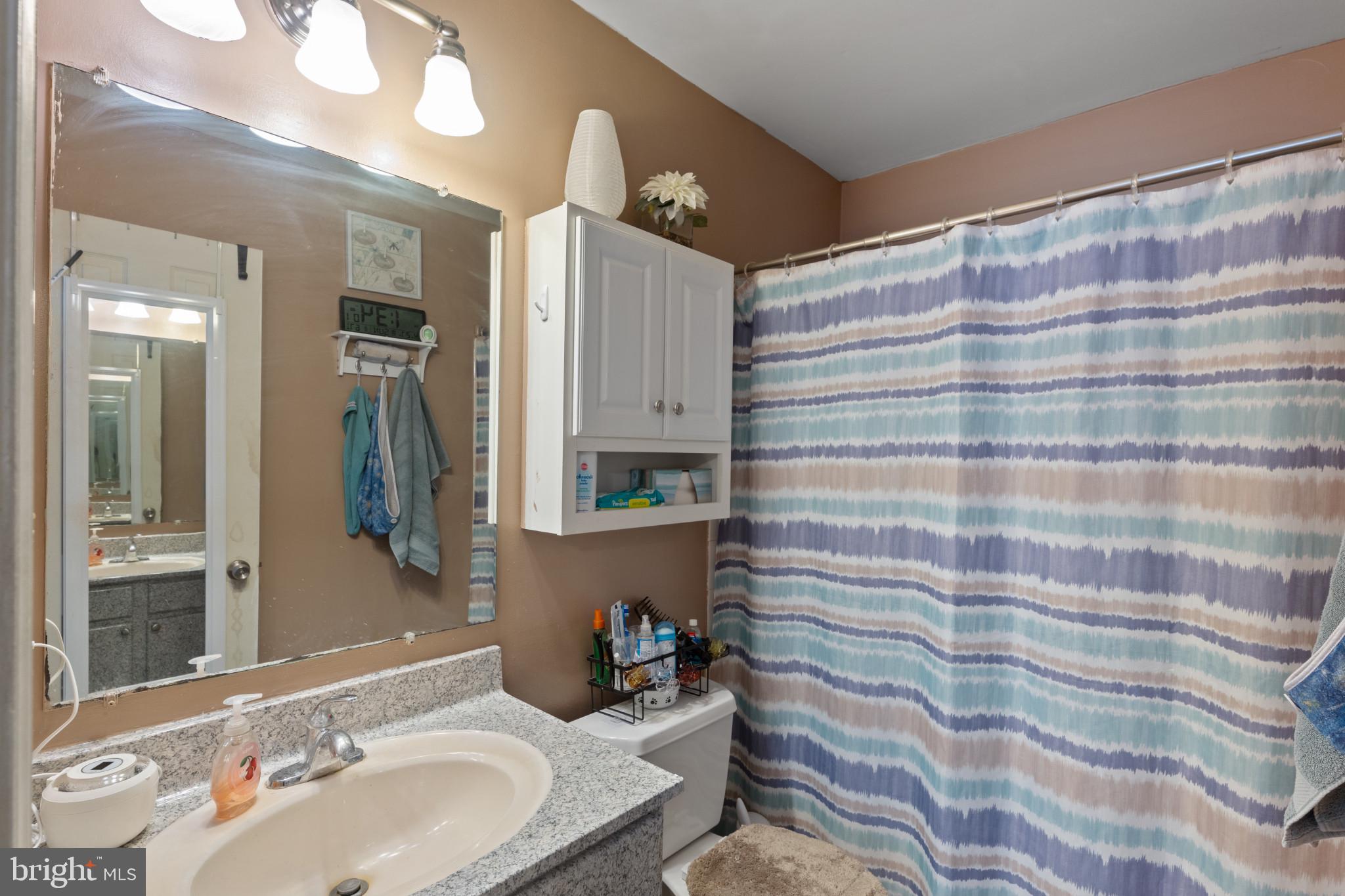 GUNNERS LAKE VILLAGE - Residential