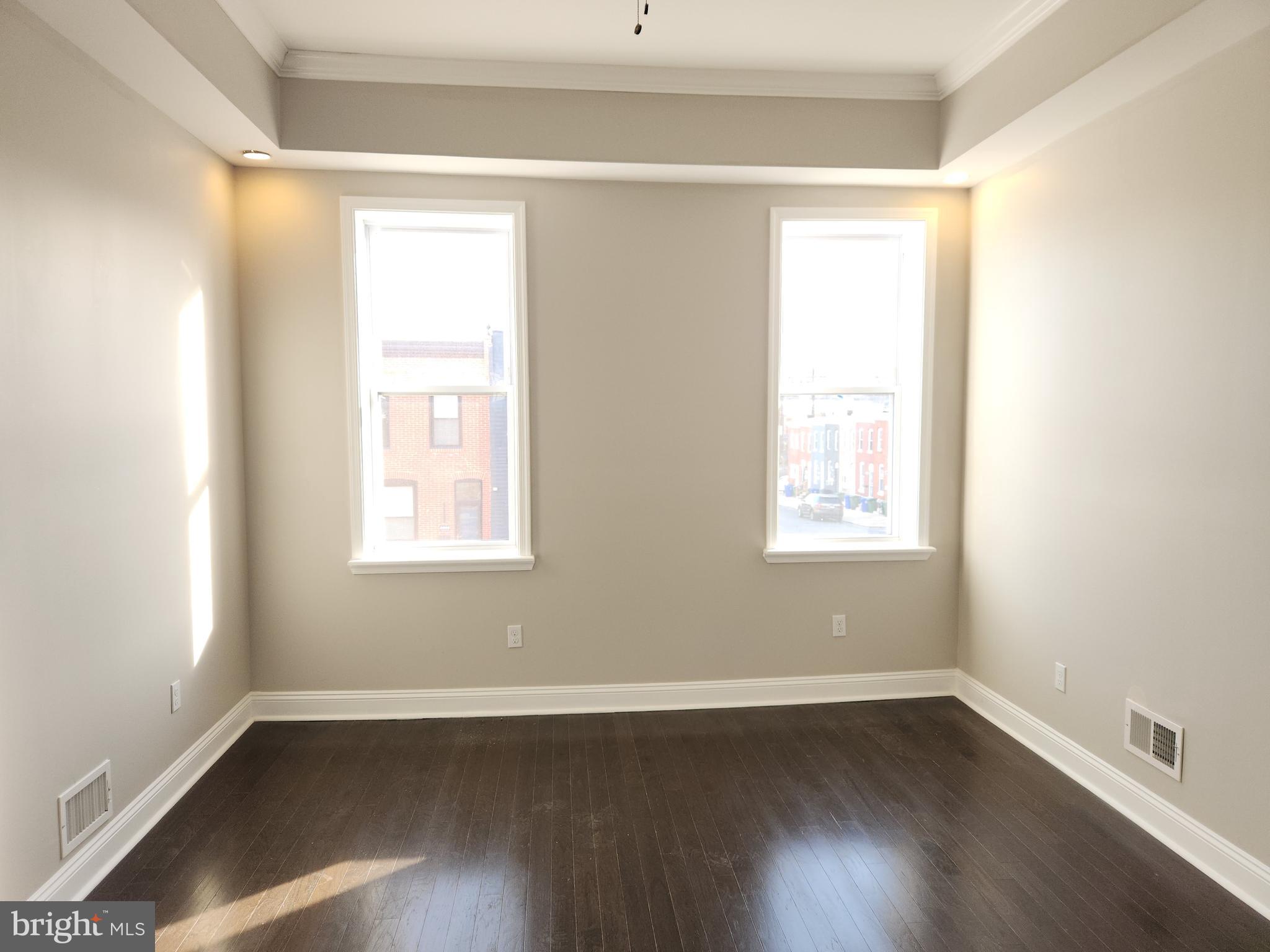 BROADWAY EAST - Residential