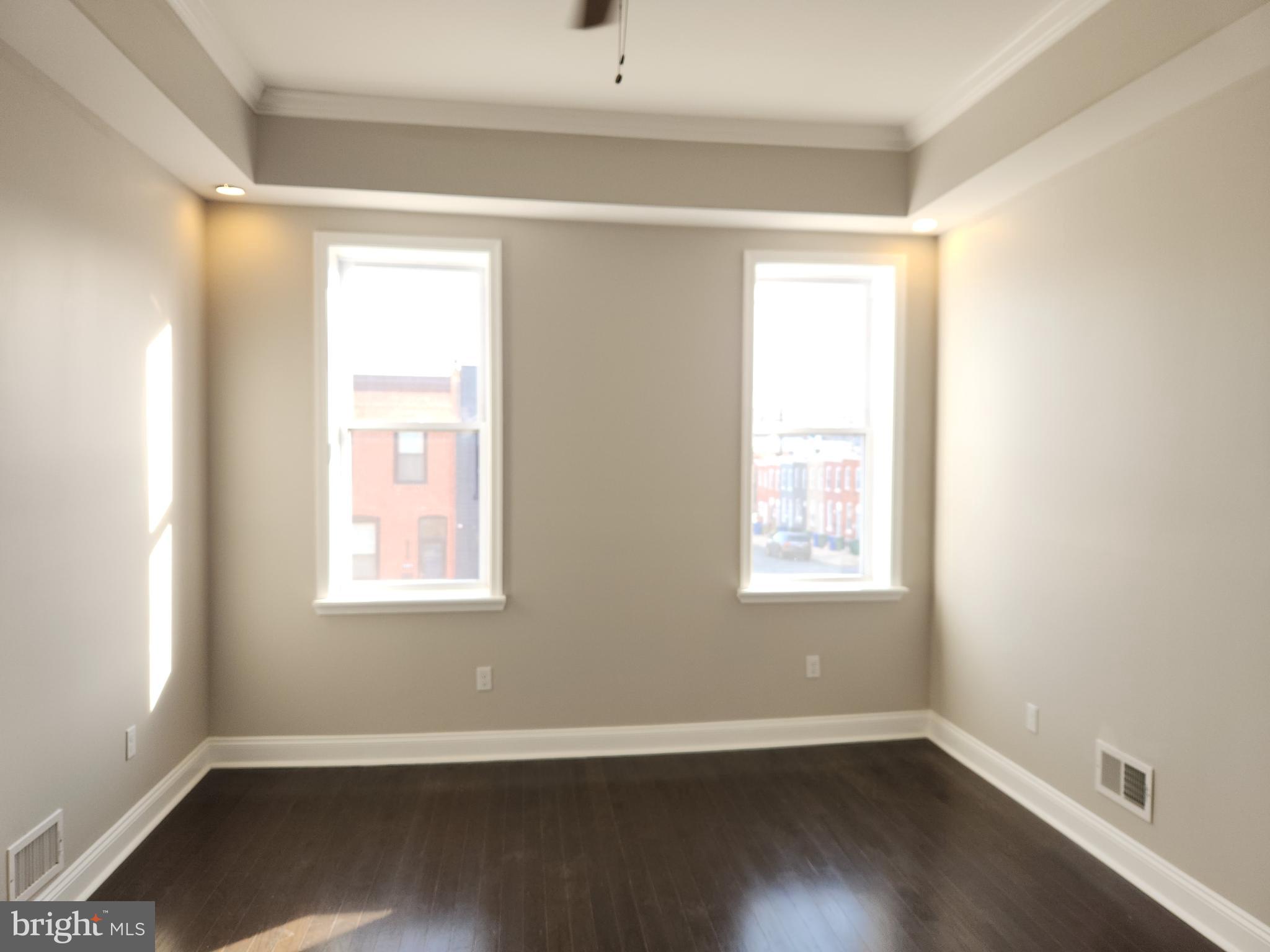 BROADWAY EAST - Residential