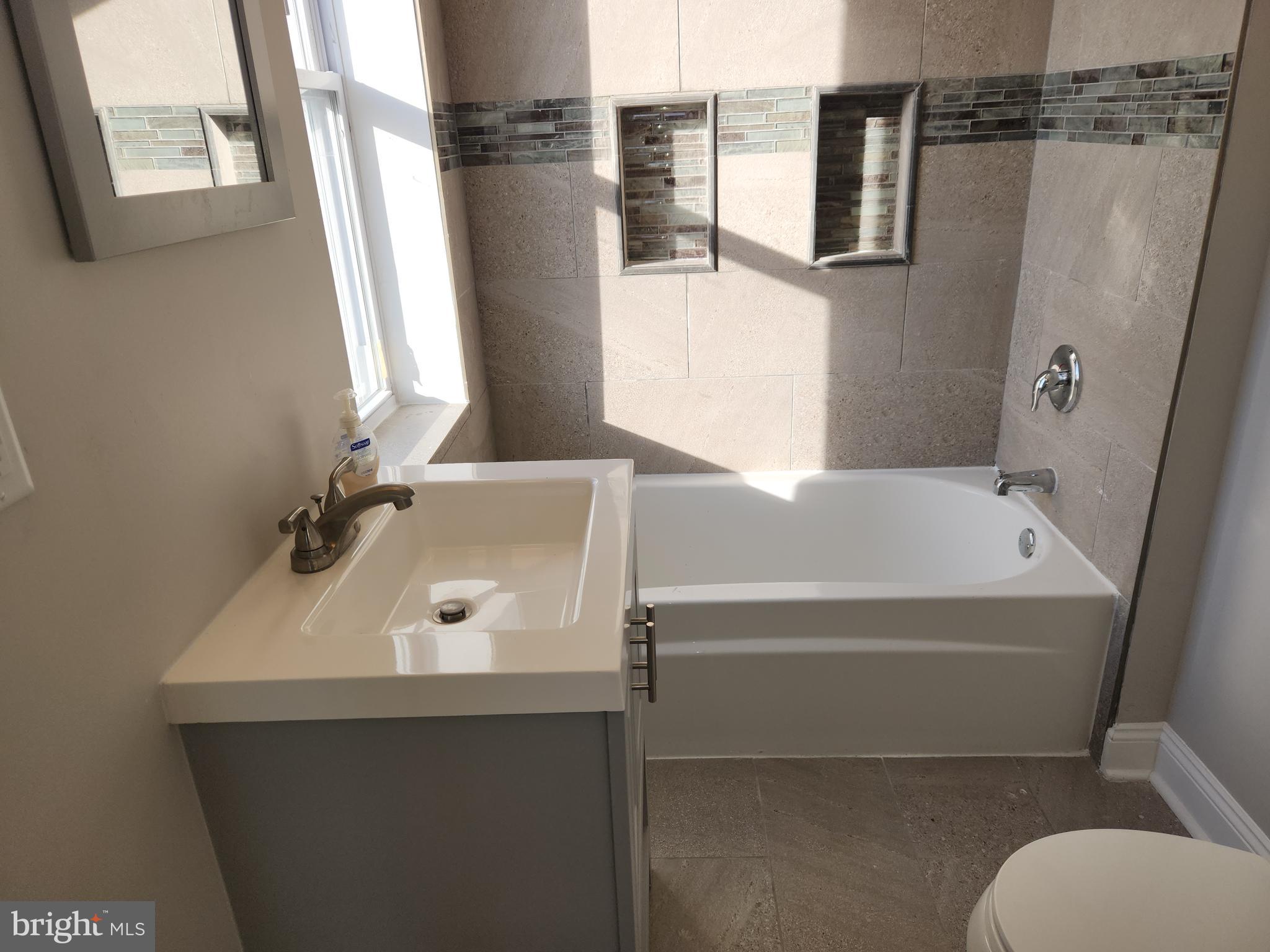 BROADWAY EAST - Residential