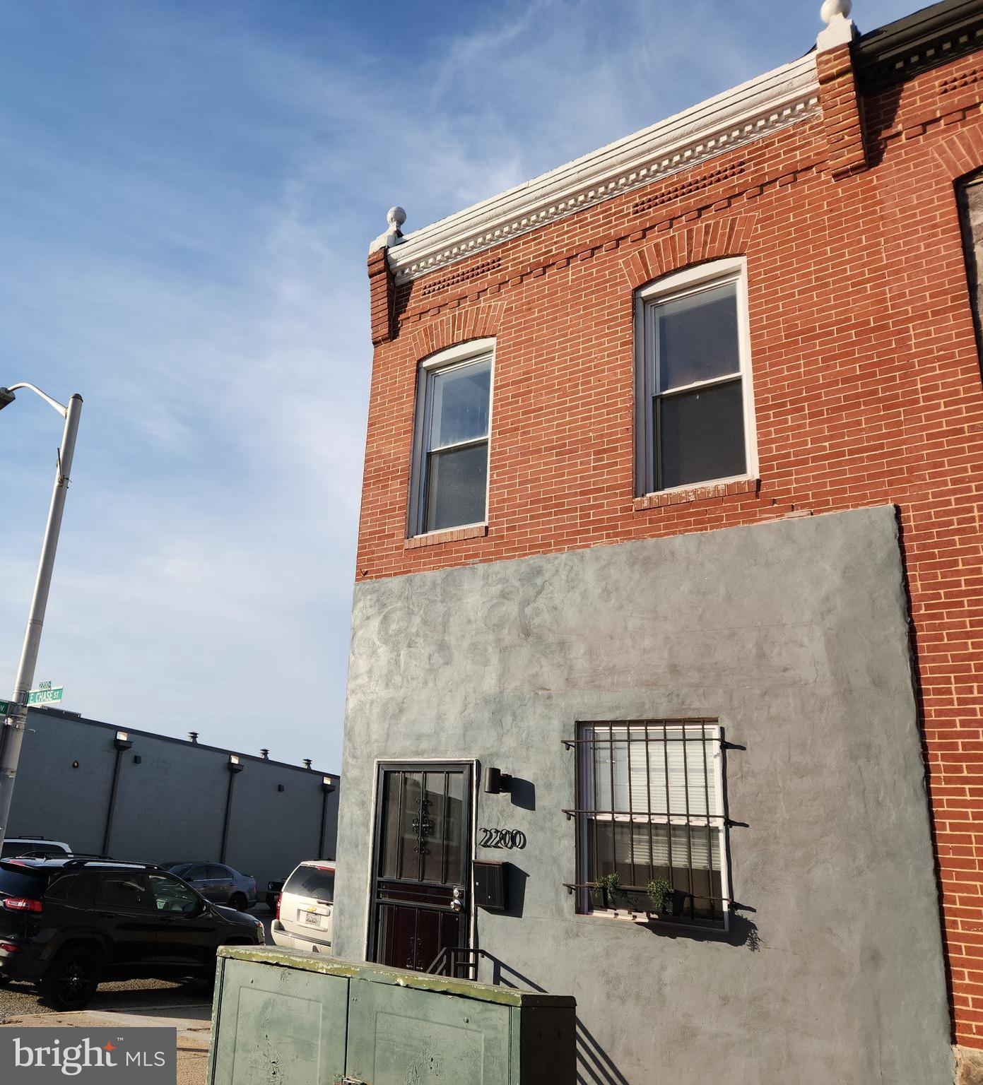 BROADWAY EAST - Residential