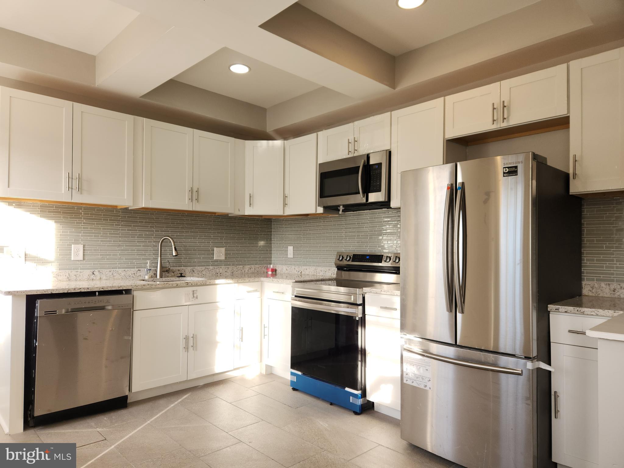 BROADWAY EAST - Residential