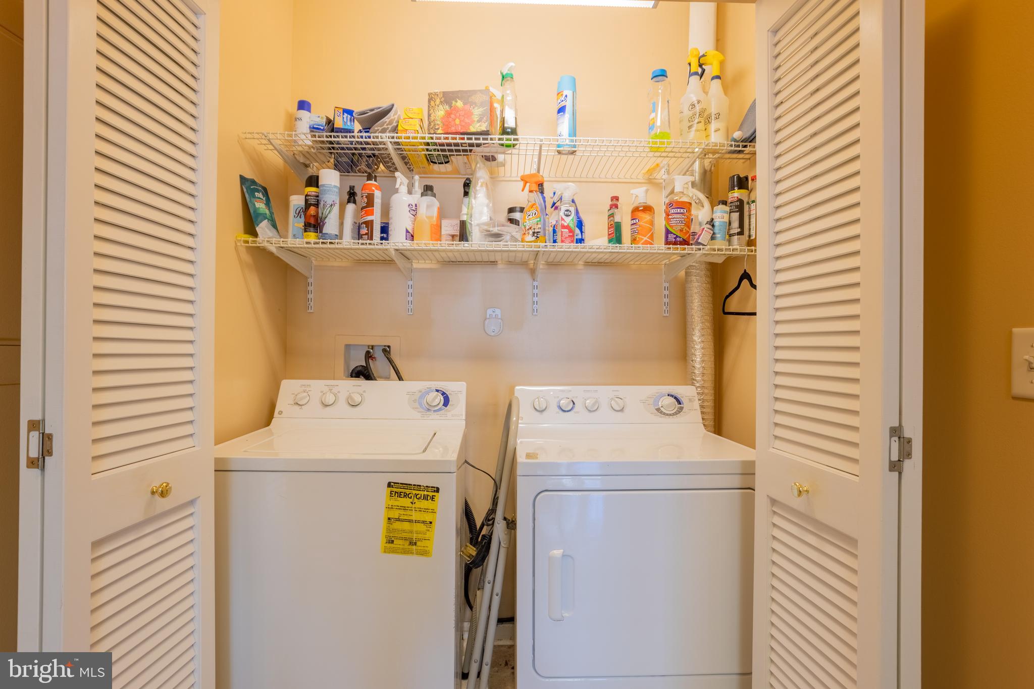 KINGS CROSSING POINT - Residential