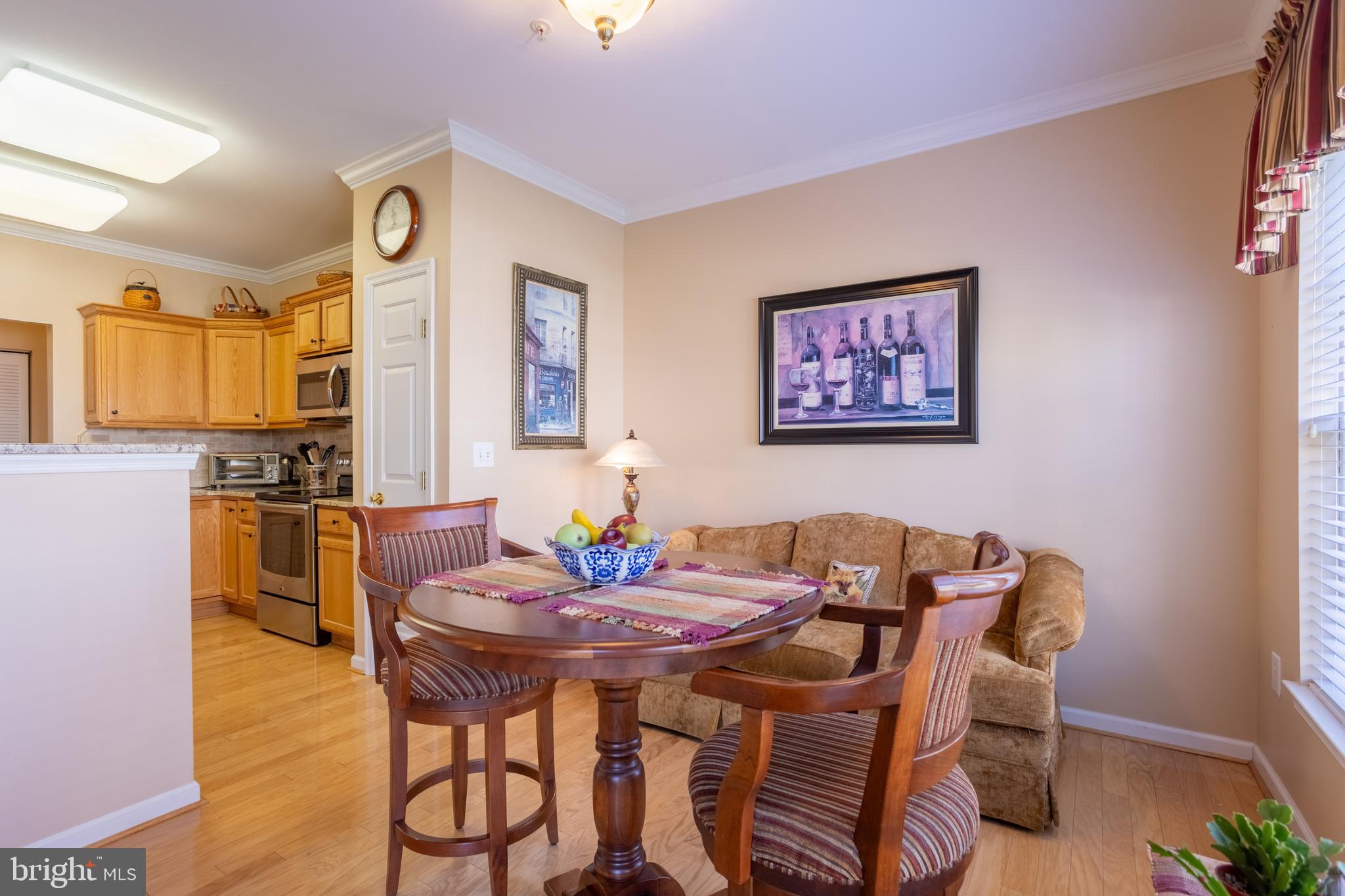 KINGS CROSSING POINT - Residential