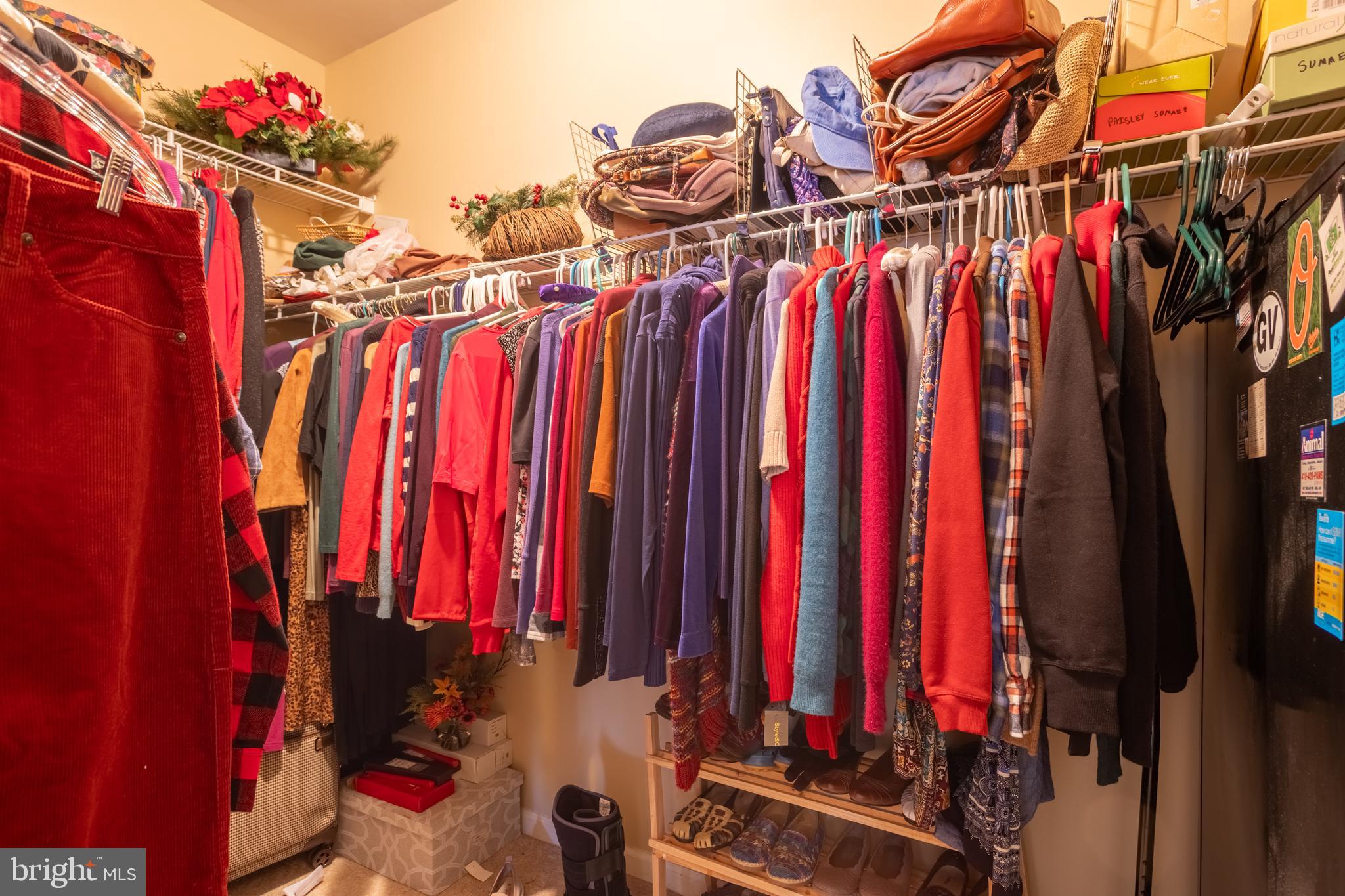 KINGS CROSSING POINT - Residential