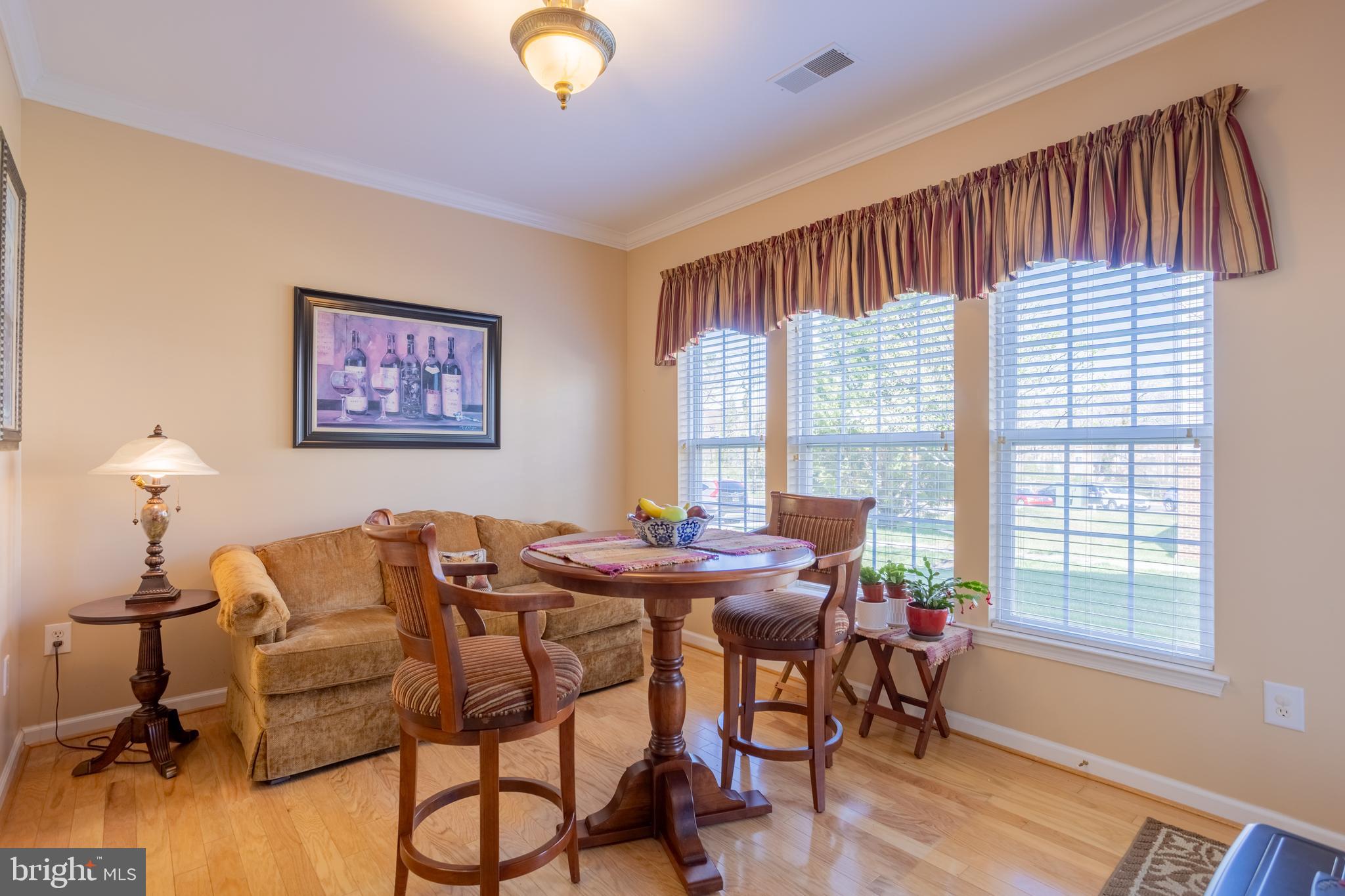 KINGS CROSSING POINT - Residential