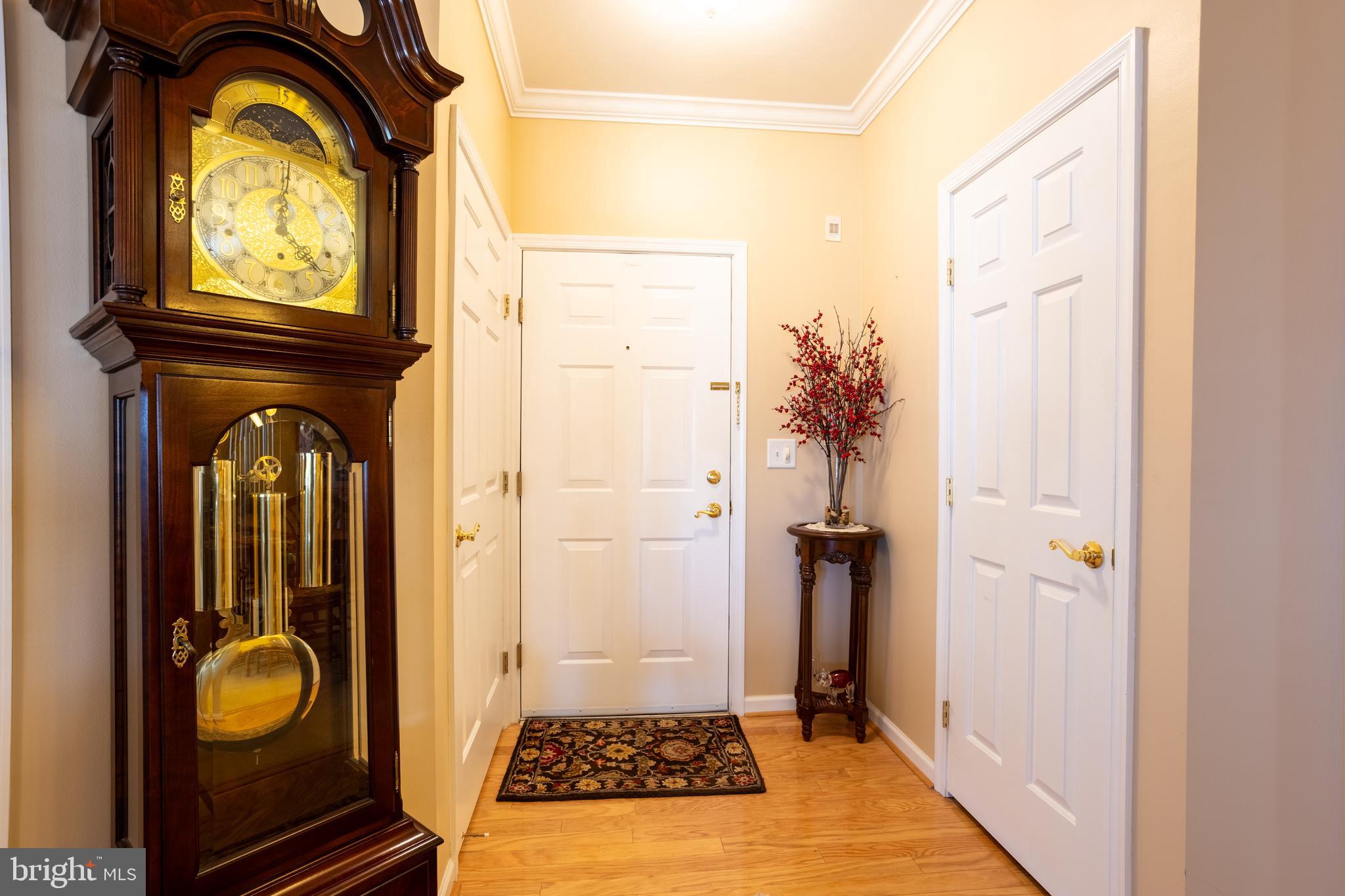 KINGS CROSSING POINT - Residential