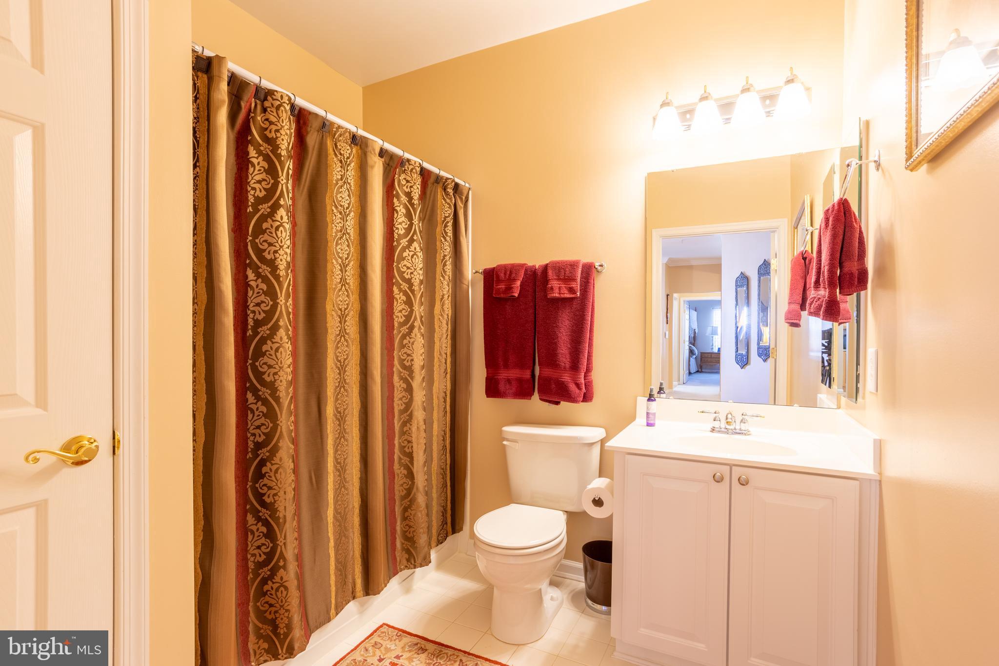 KINGS CROSSING POINT - Residential