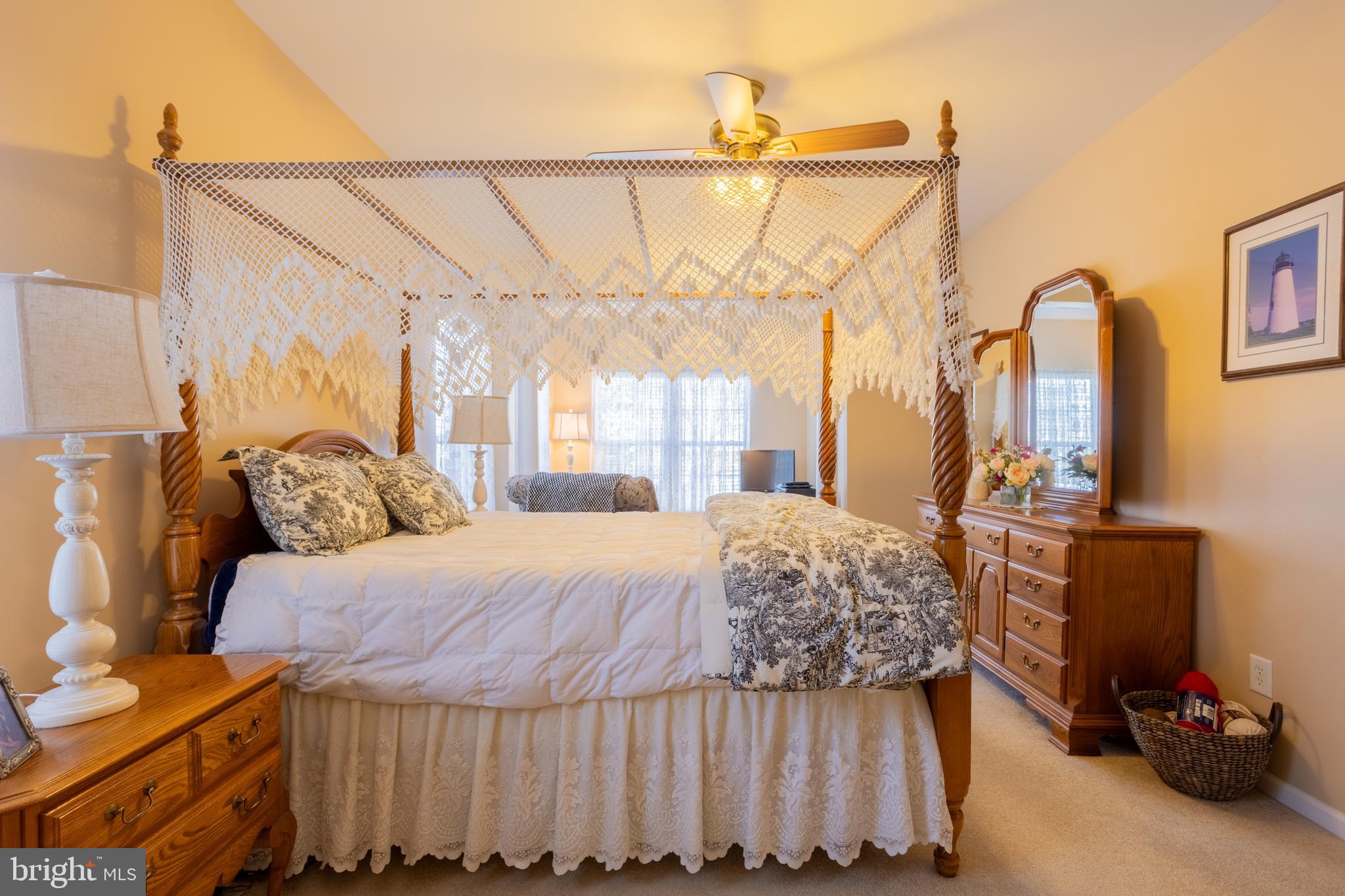 KINGS CROSSING POINT - Residential