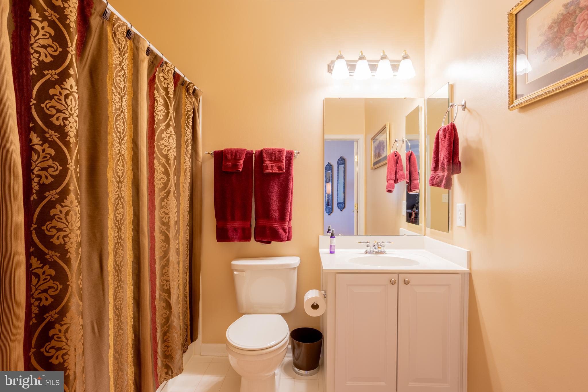 KINGS CROSSING POINT - Residential