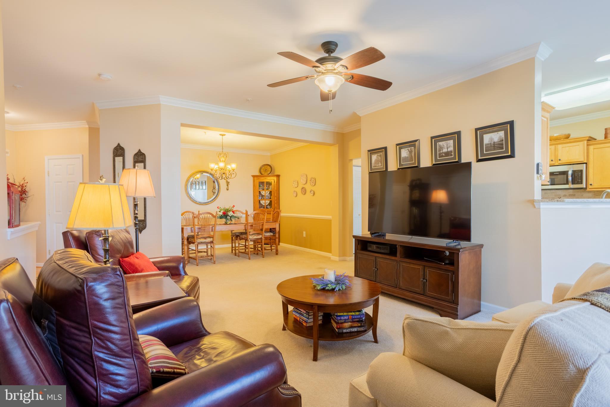 KINGS CROSSING POINT - Residential