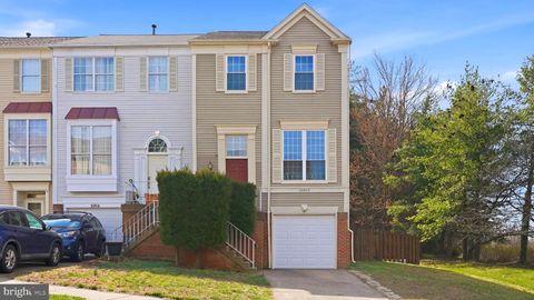 Photo of 16800 Miranda Lane, WOODBRIDGE, VA 22191 (MLS # VAPW2113108)