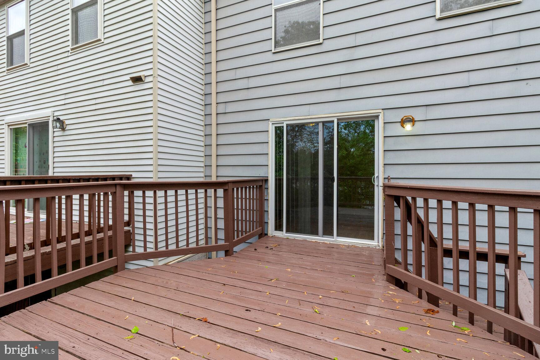 UPTON VILLAGE NORTH - Residential Lease