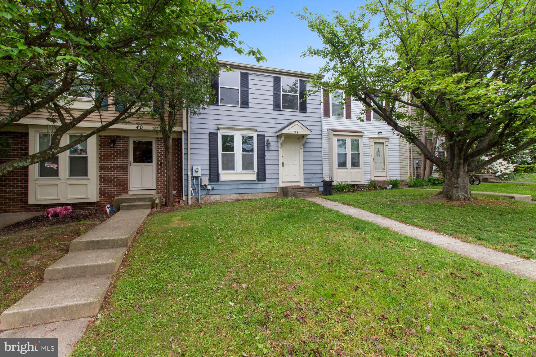 UPTON VILLAGE NORTH - Residential Lease