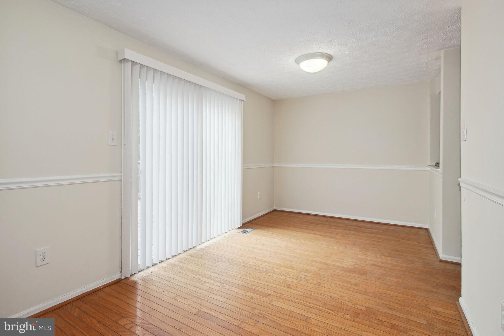 UPTON VILLAGE NORTH - Residential Lease