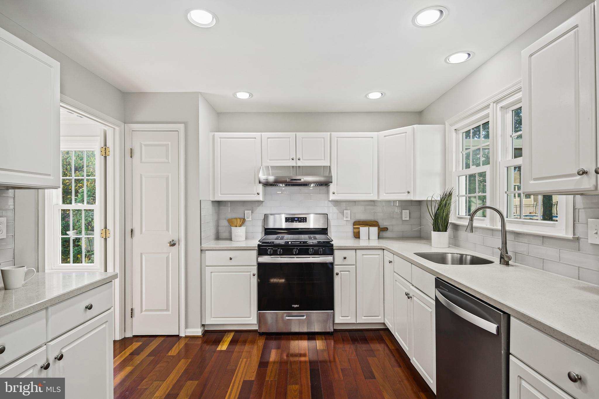 WOODBROOK - Residential