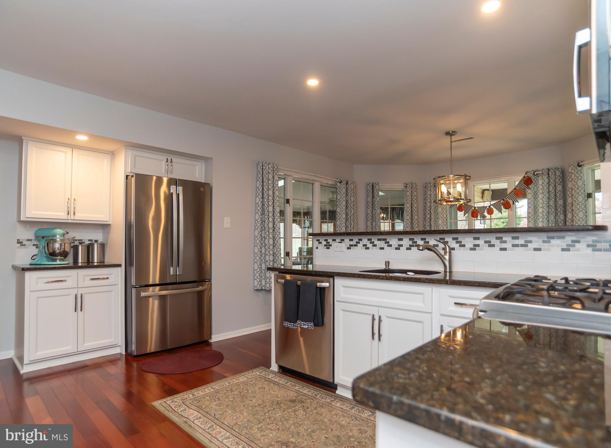 TORRESDALE MANOR - Residential