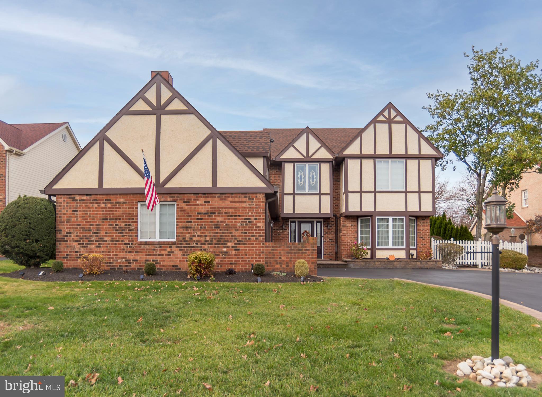 TORRESDALE MANOR - Residential