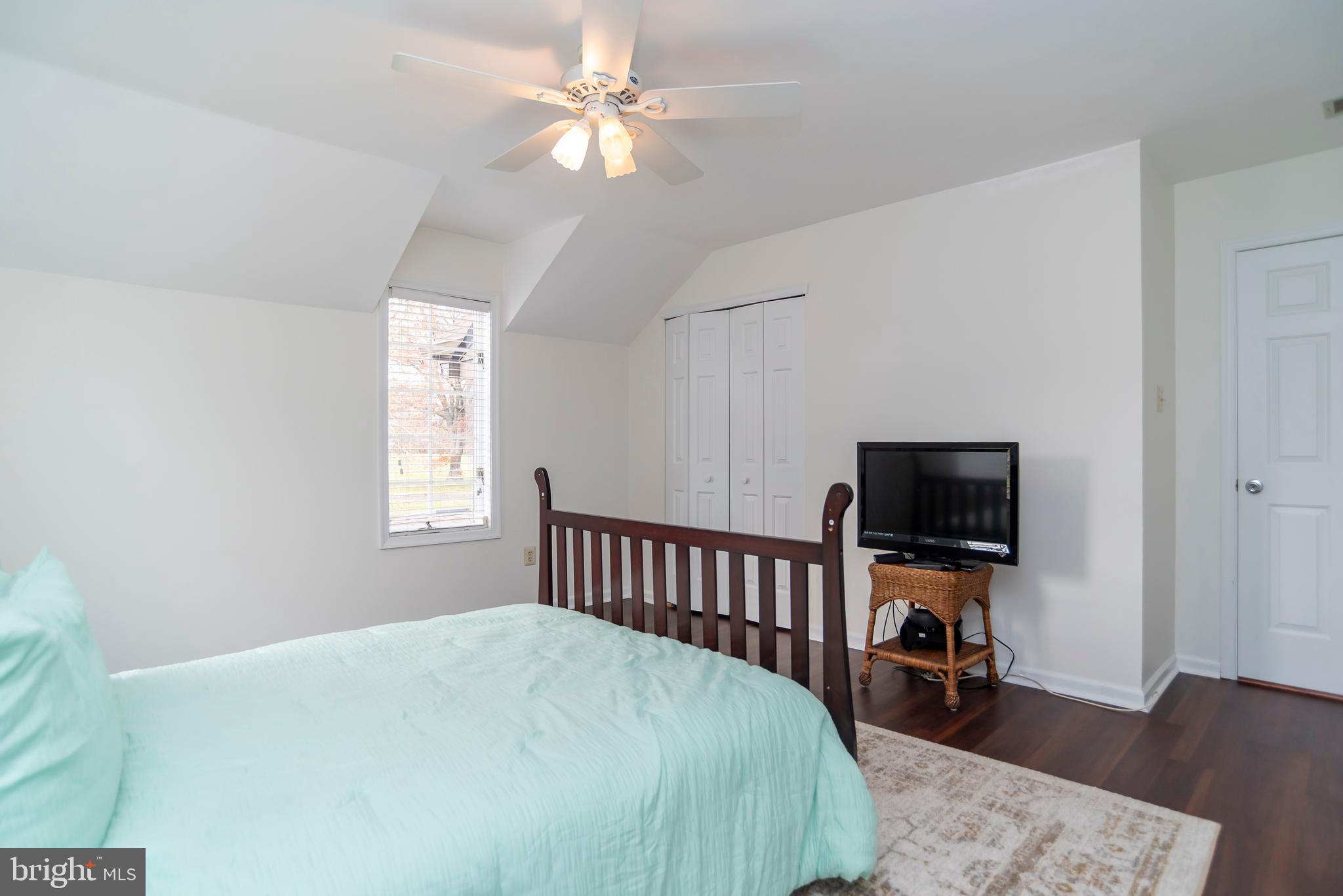 TORRESDALE MANOR - Residential