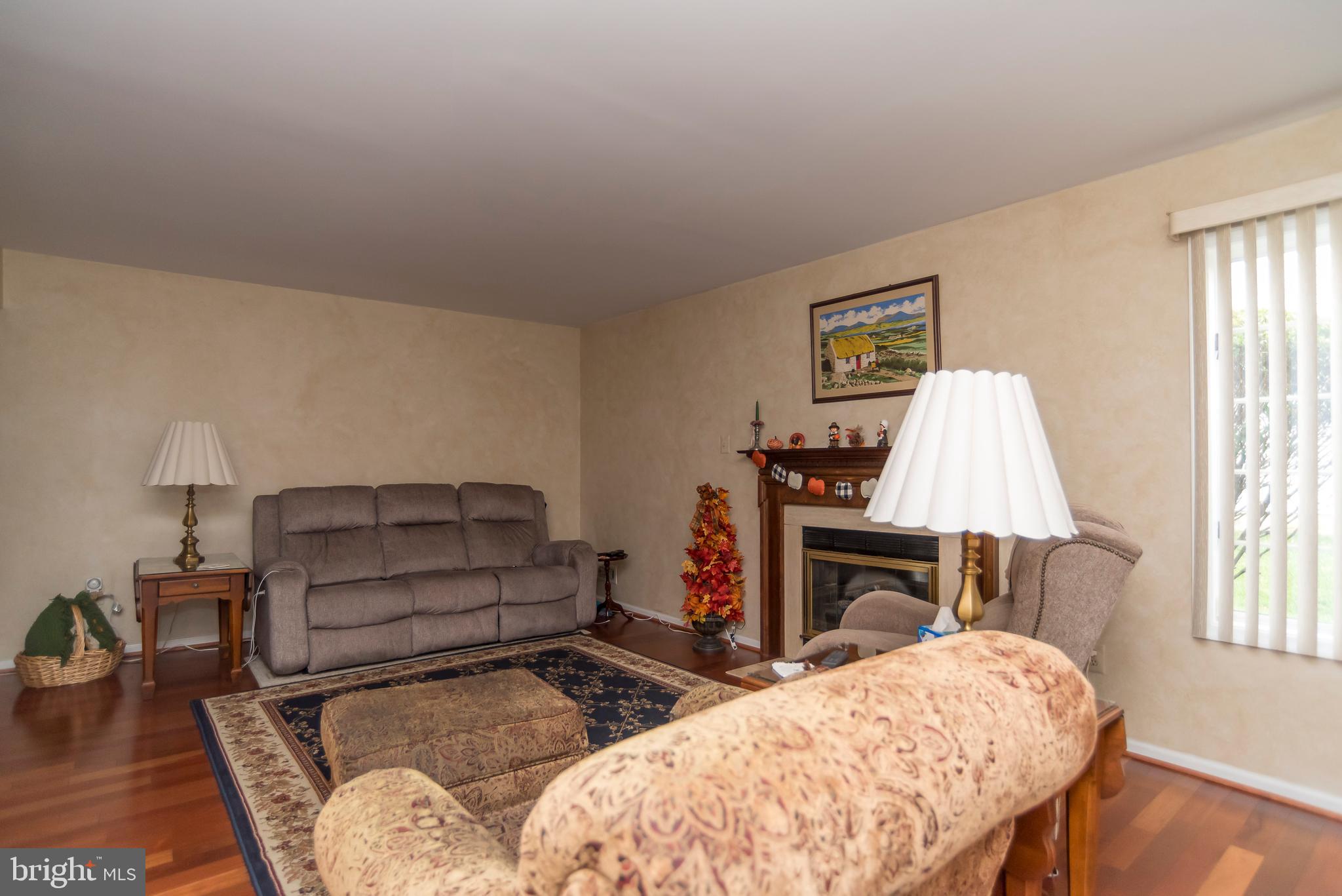 TORRESDALE MANOR - Residential