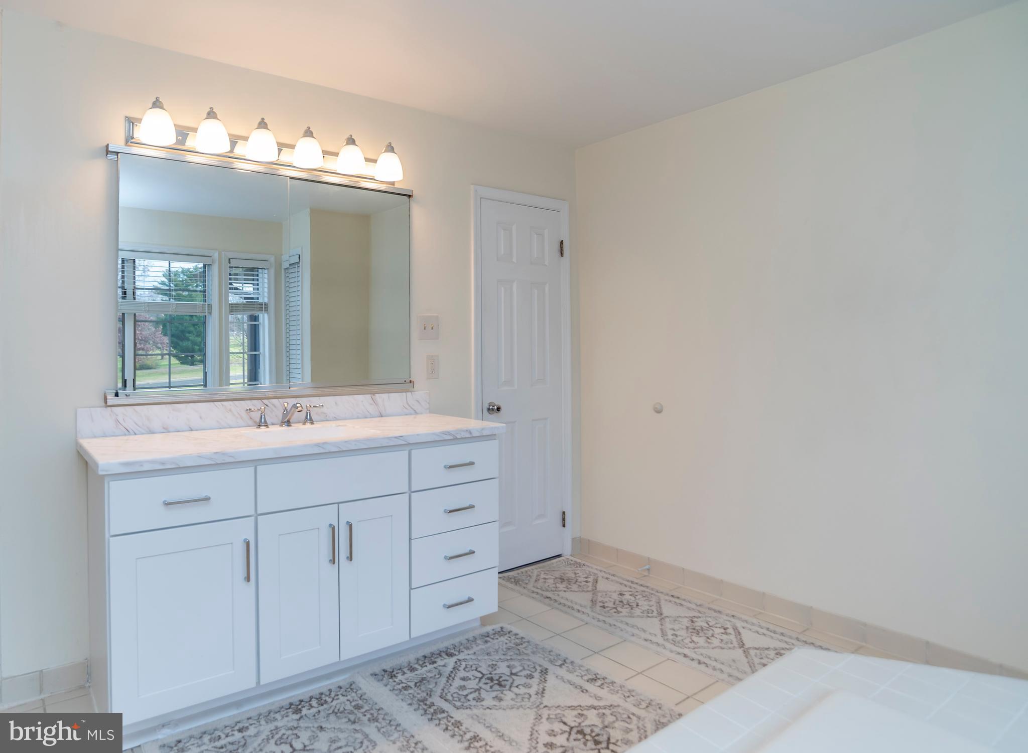 TORRESDALE MANOR - Residential