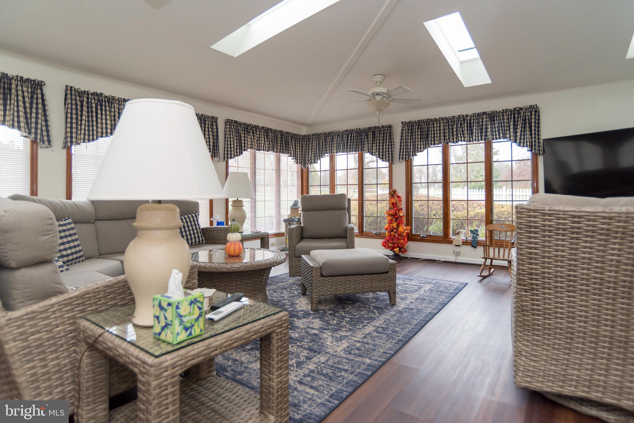 TORRESDALE MANOR - Residential