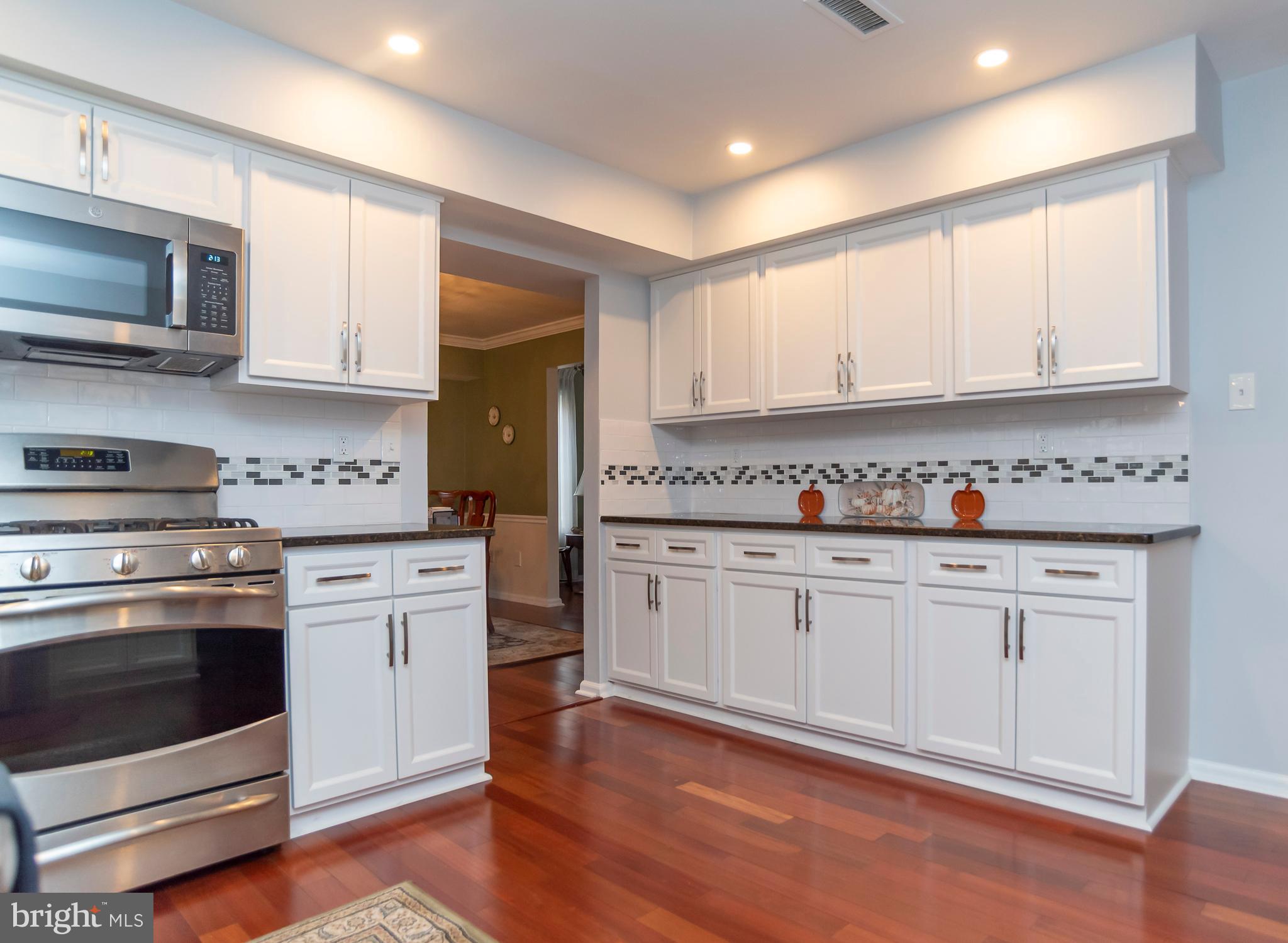 TORRESDALE MANOR - Residential