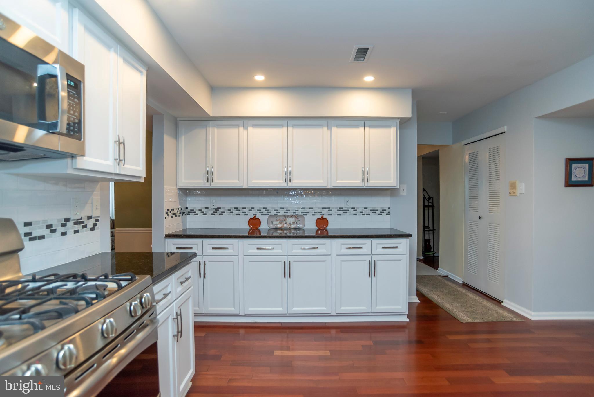 TORRESDALE MANOR - Residential