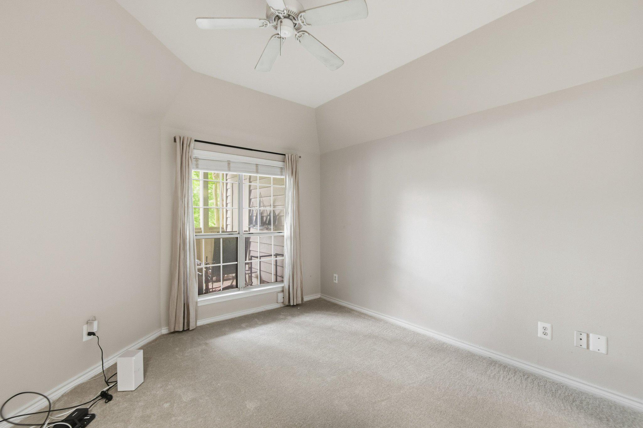 PENDERBROOK SQUARE CONDOMINIUMS - Residential
