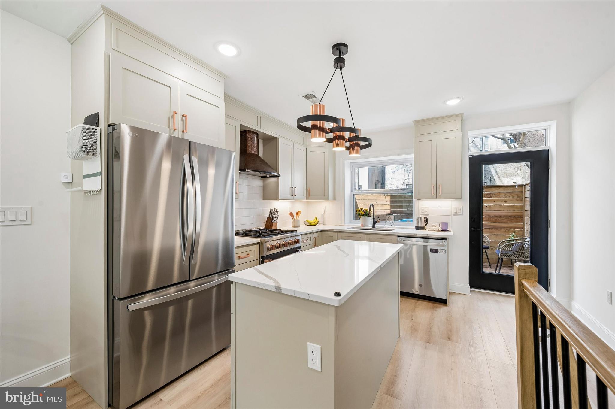 BELLA VISTA - Residential