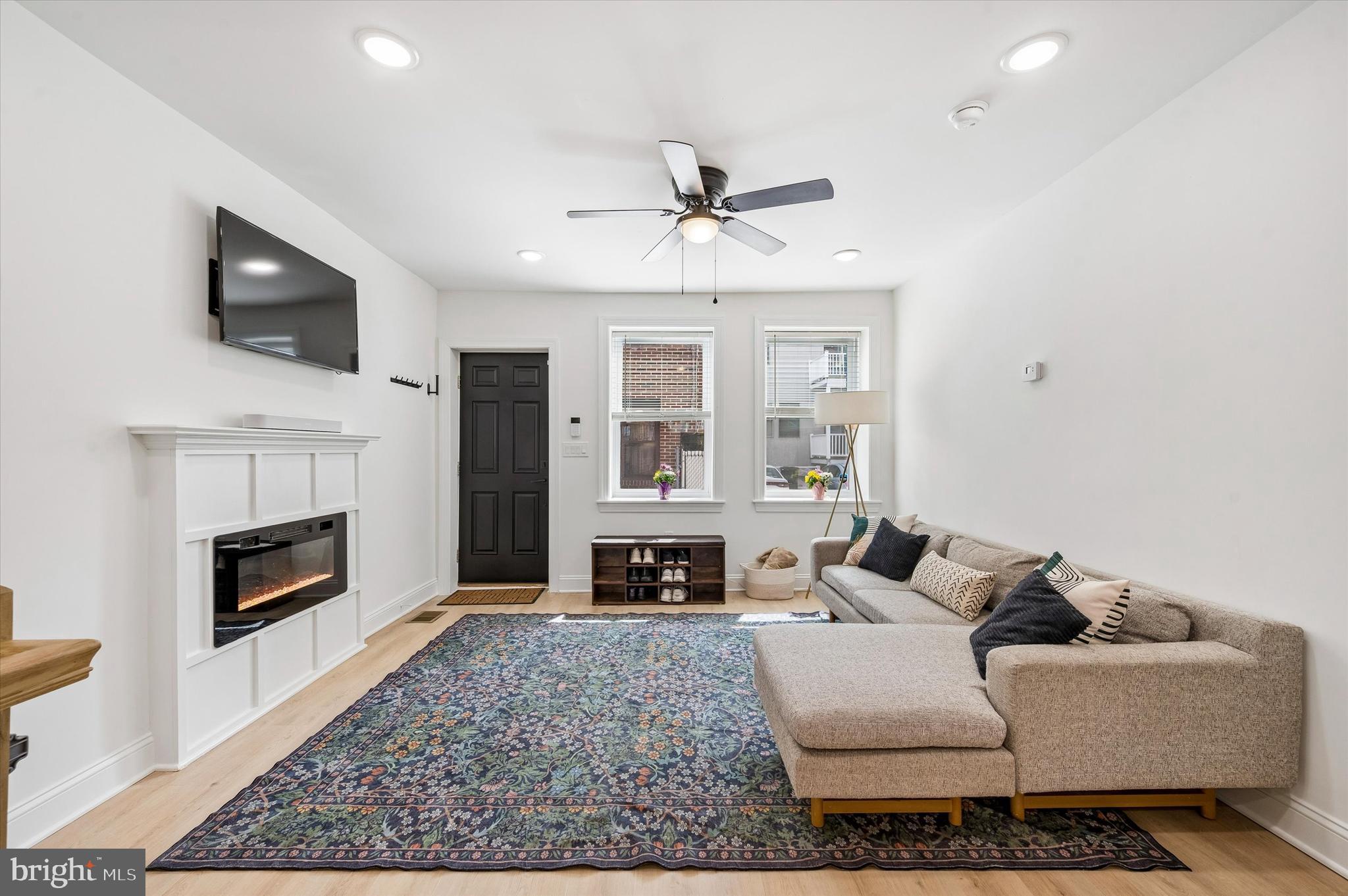 BELLA VISTA - Residential