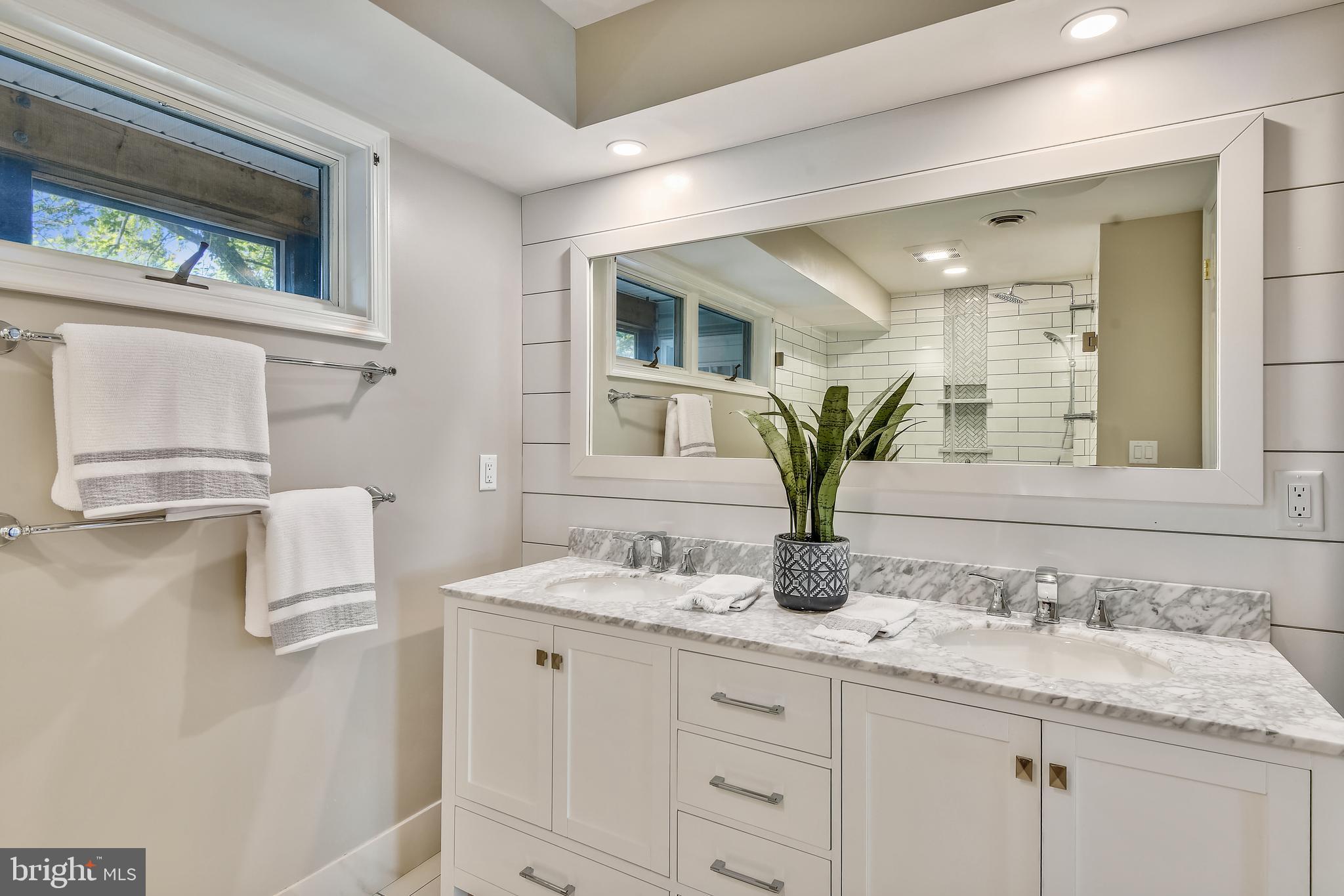 BAY RIDGE - Residential