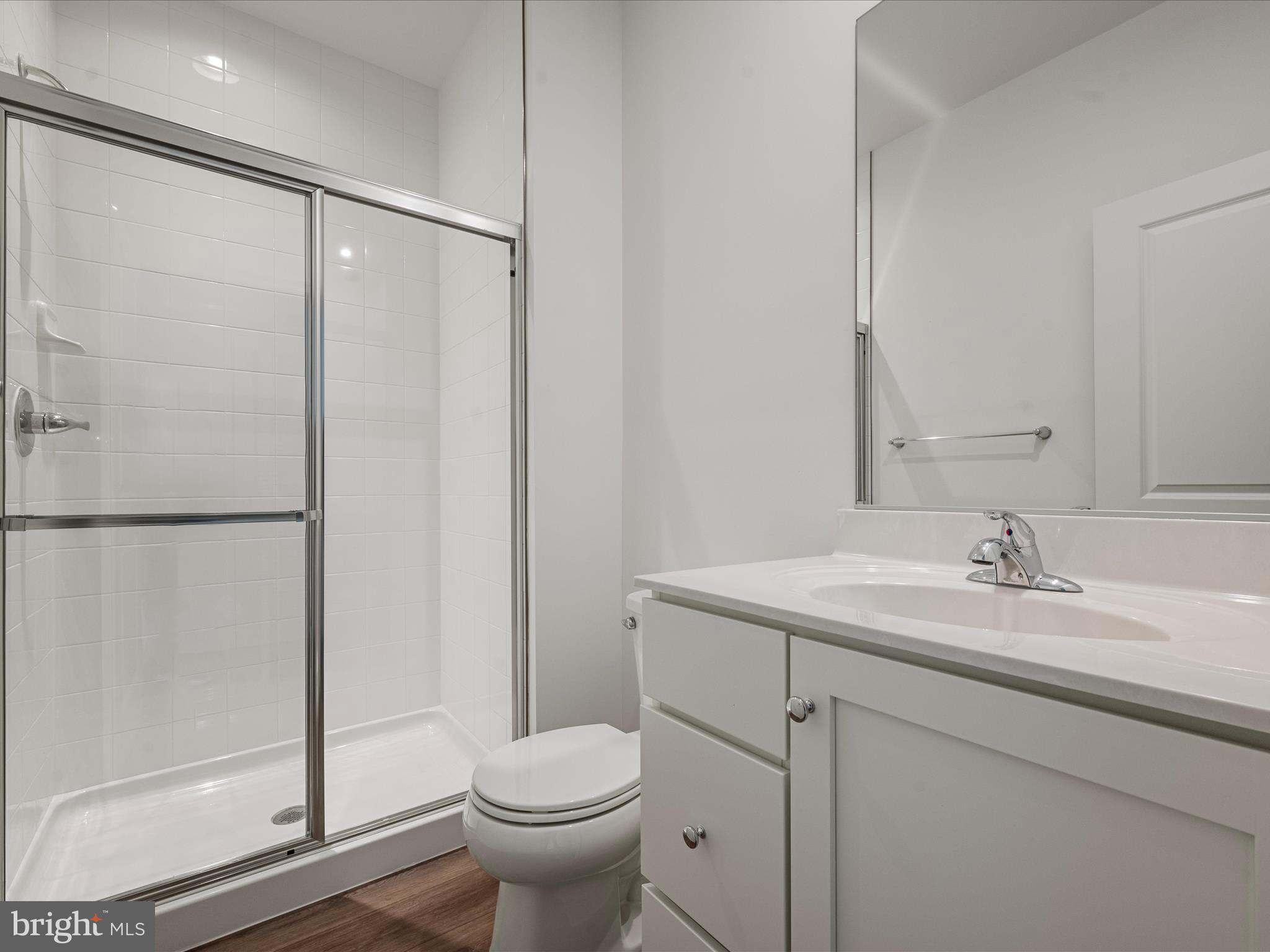 LOFTS AT CREEKSIDE - Residential Lease