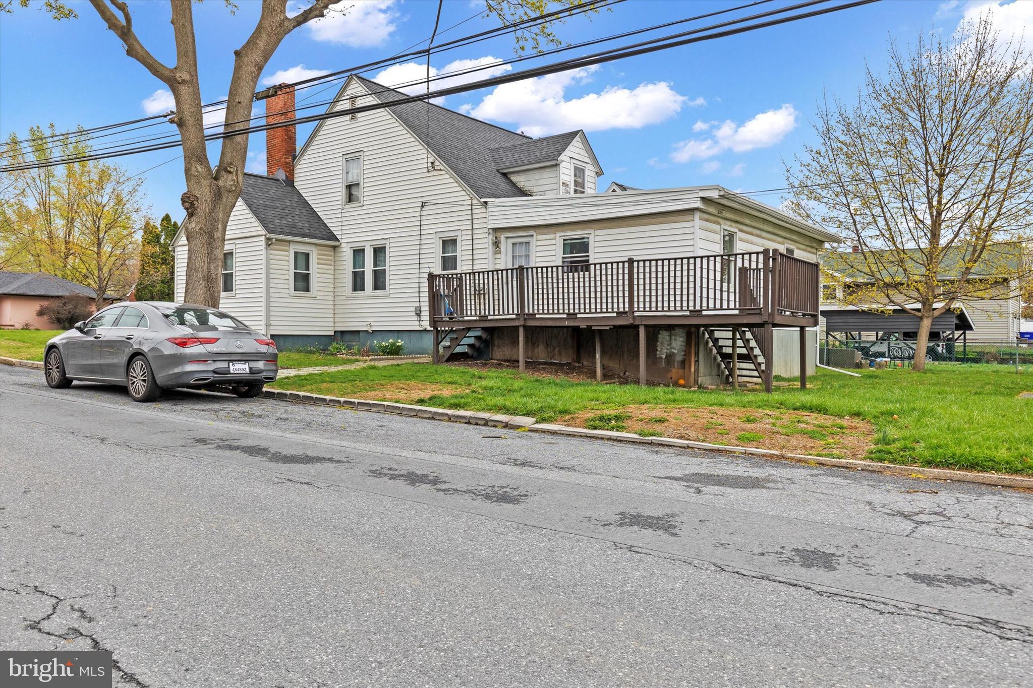 LAWNTON - Residential