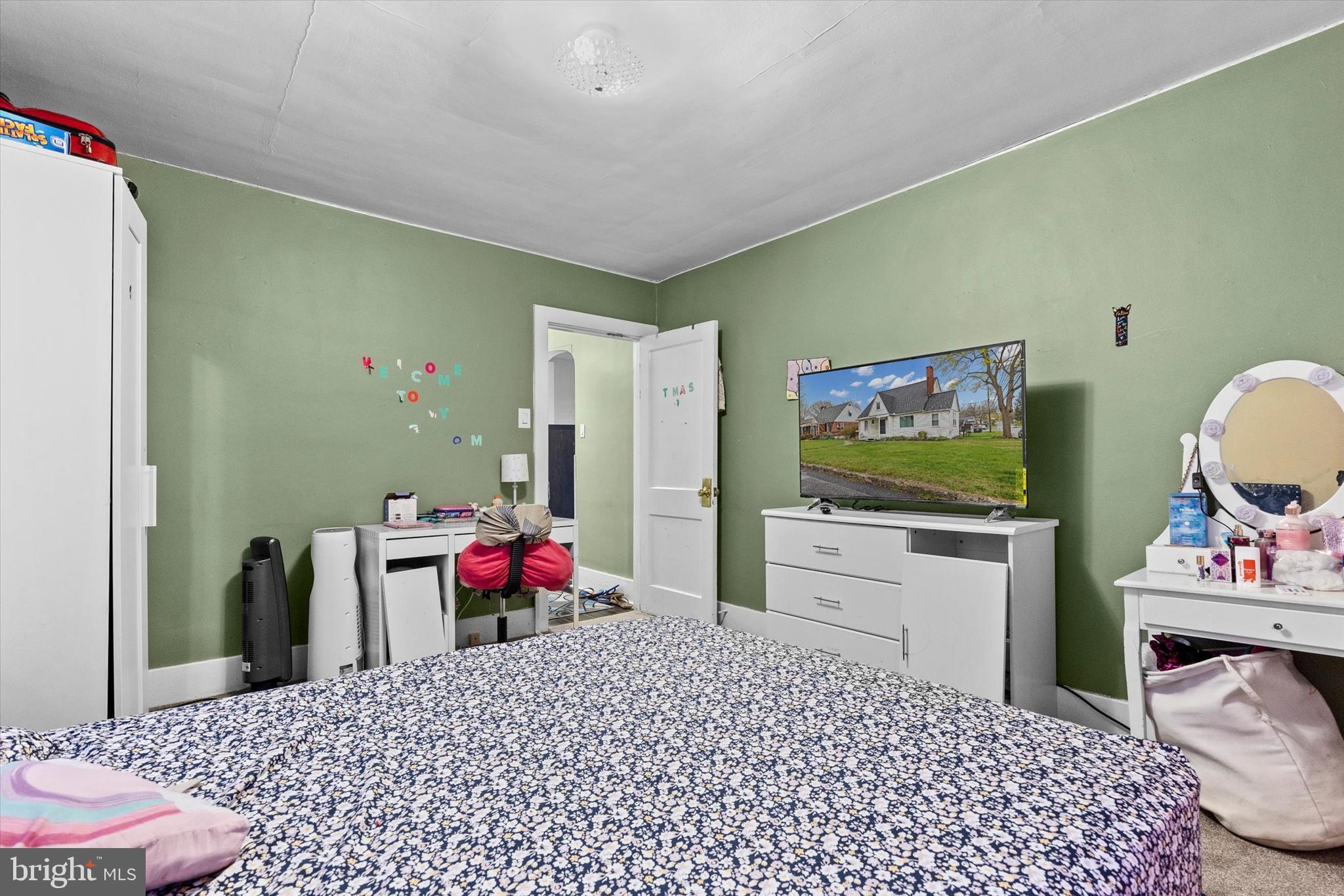 LAWNTON - Residential