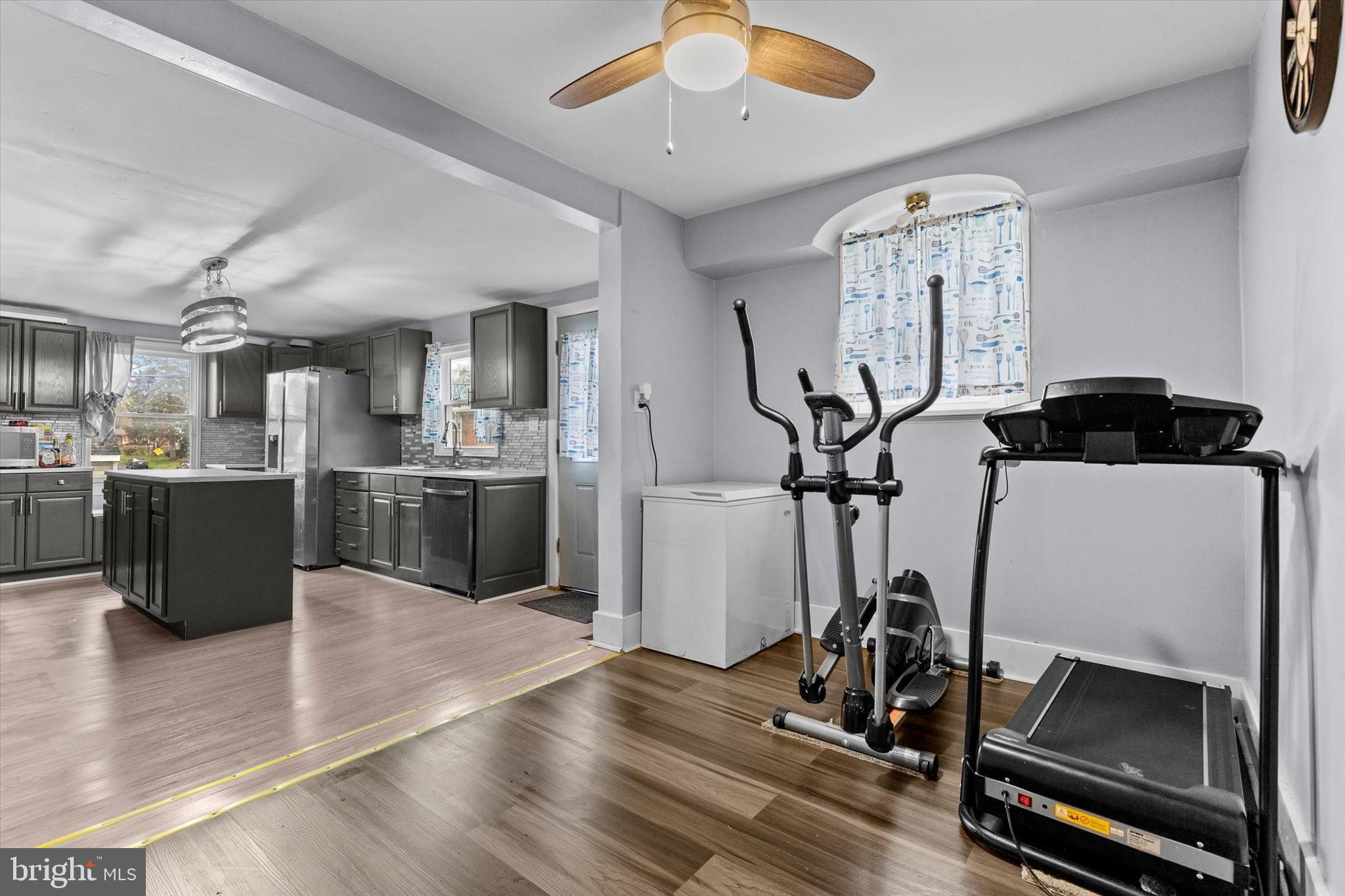 LAWNTON - Residential