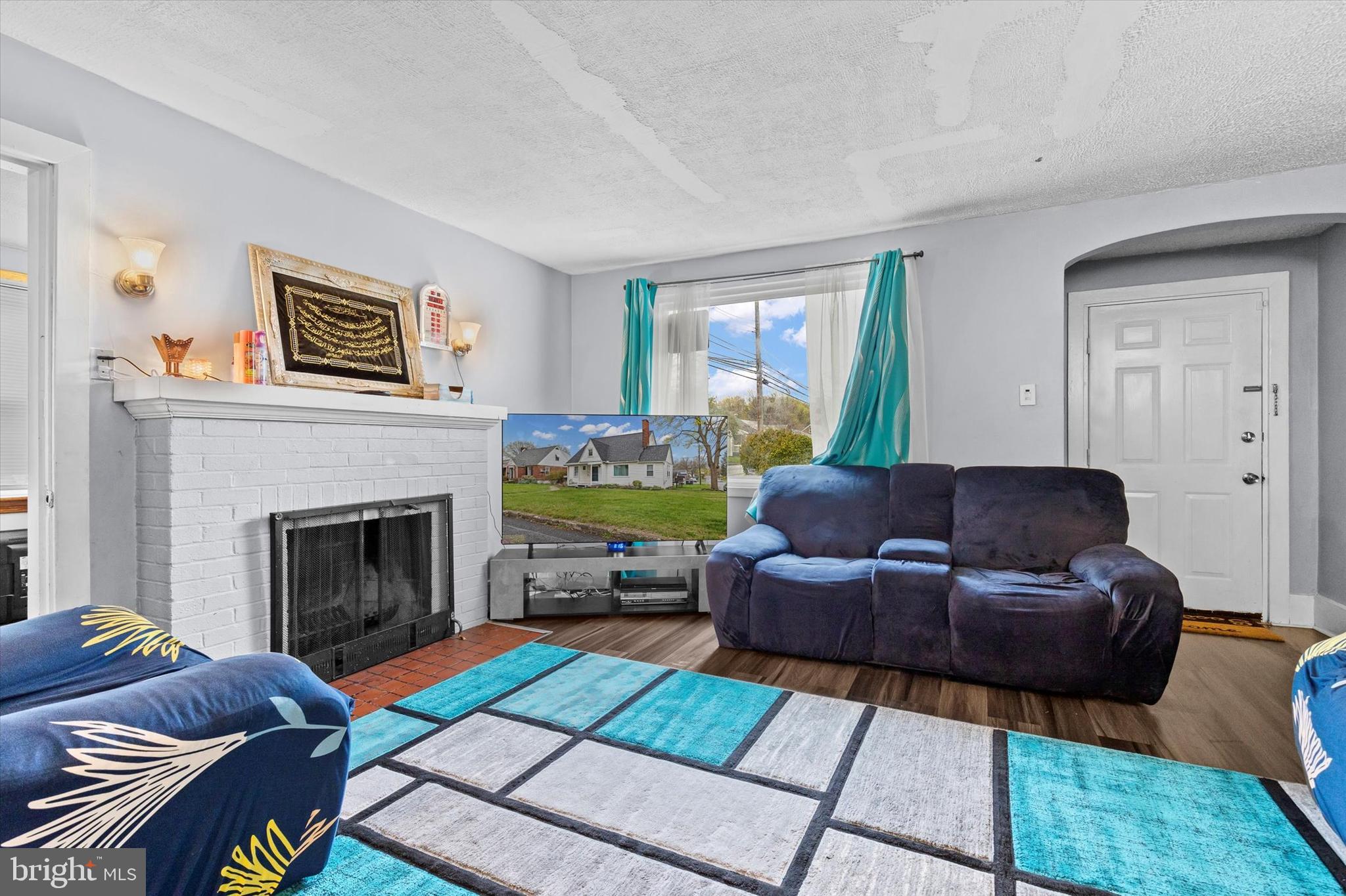 LAWNTON - Residential