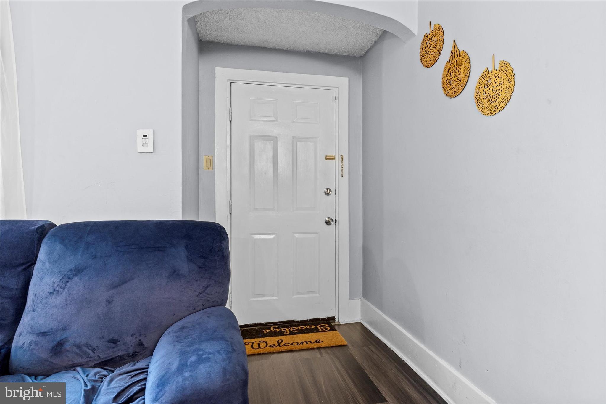 LAWNTON - Residential