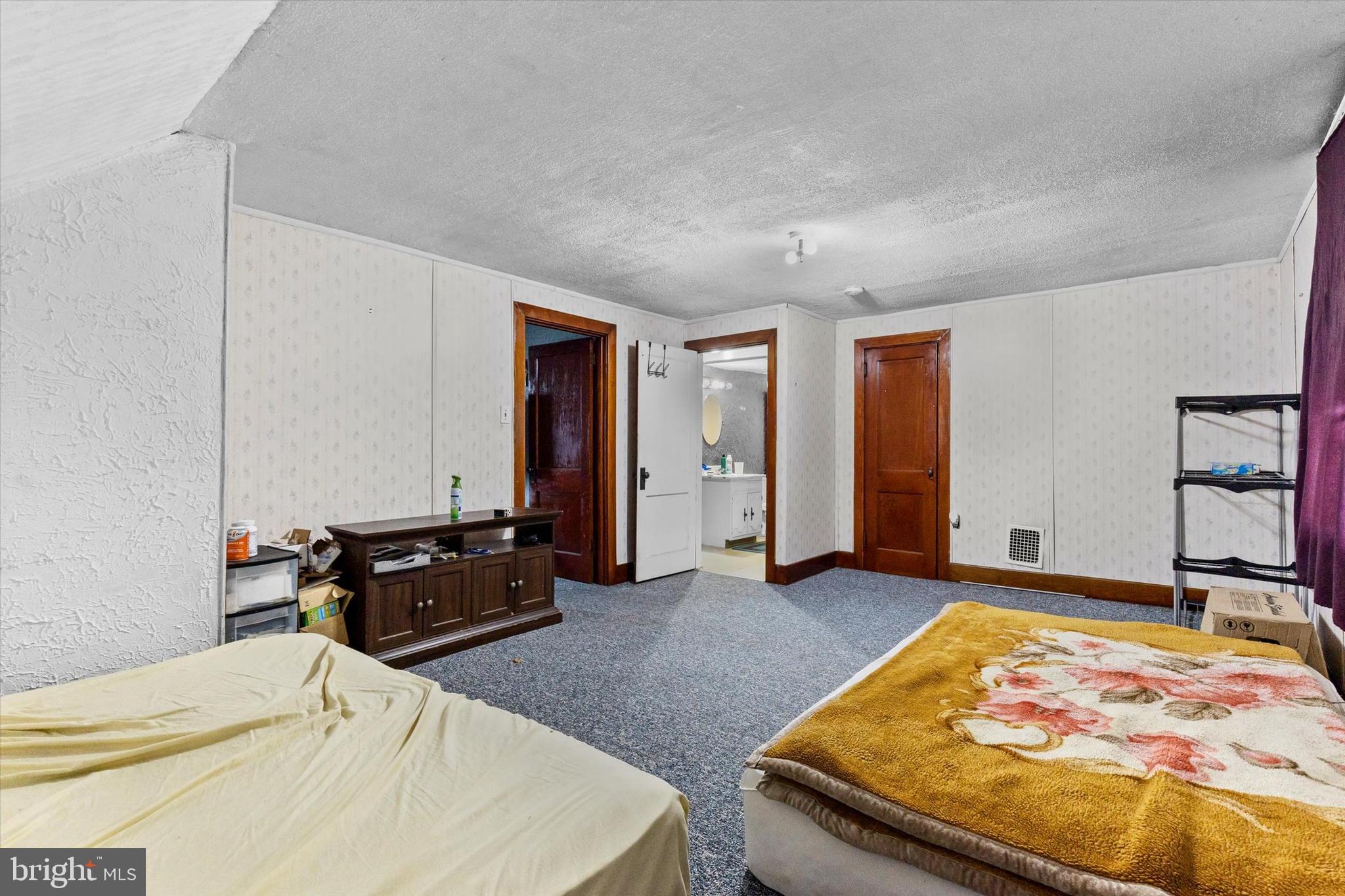 LAWNTON - Residential