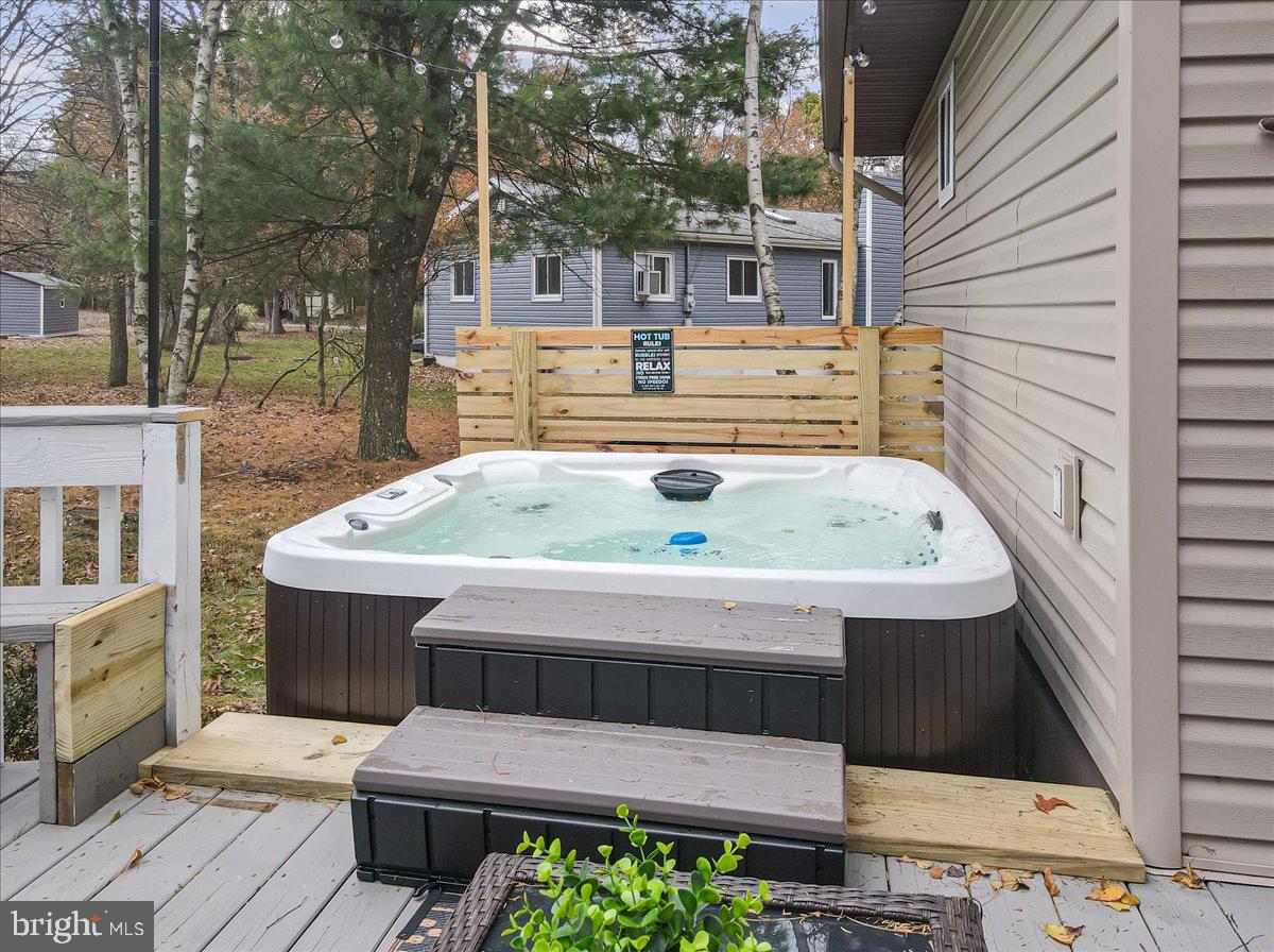 TOWAMENSING TRAILS - Residential