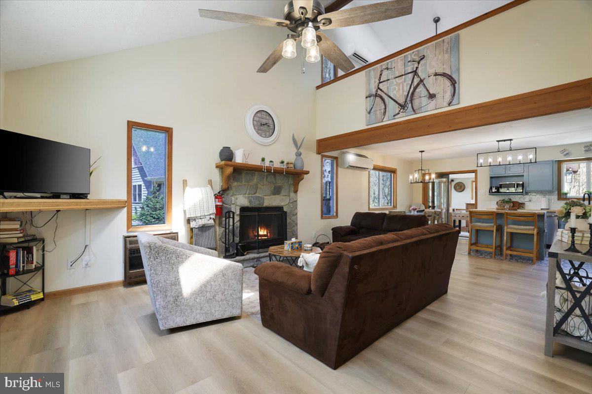 TOWAMENSING TRAILS - Residential