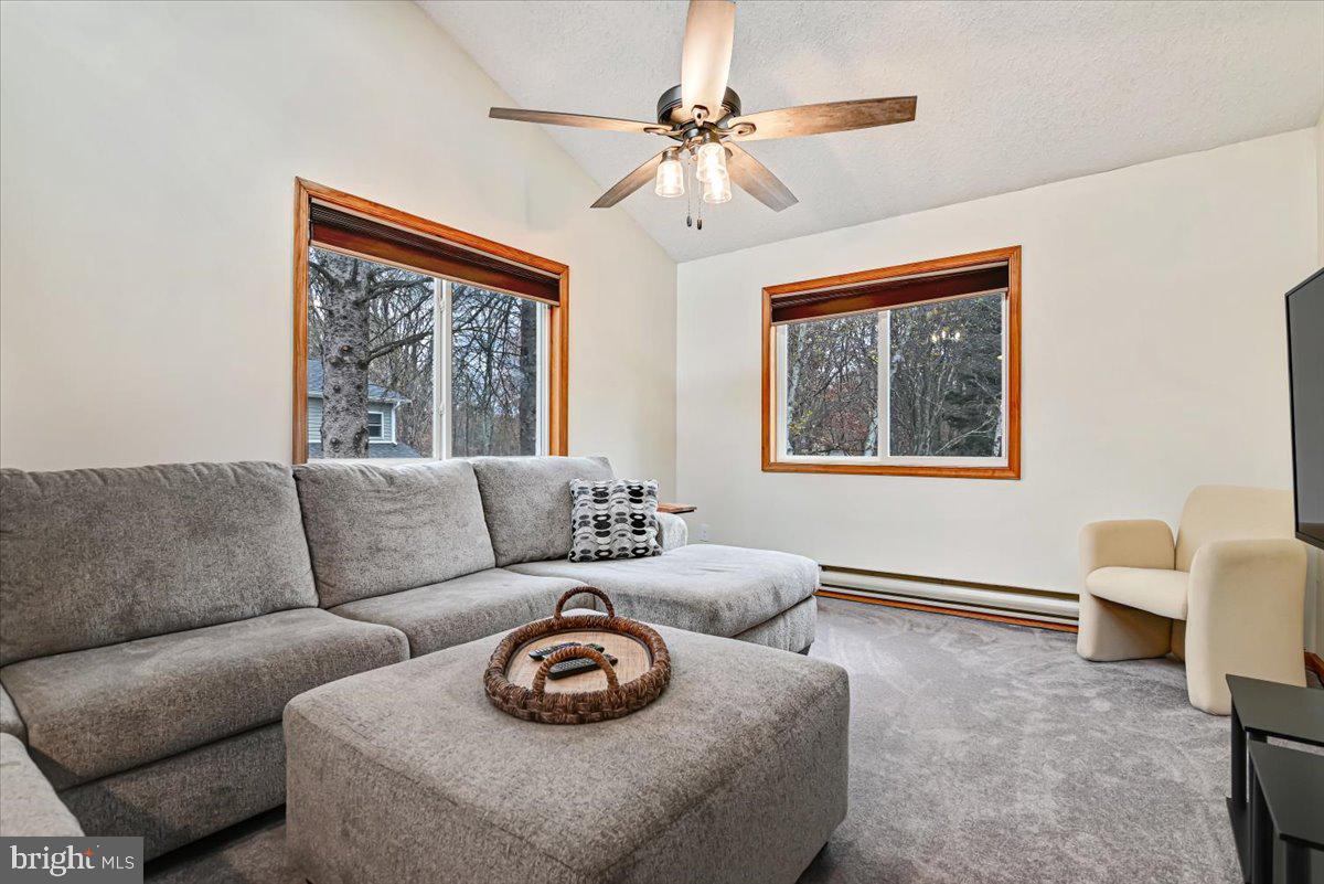 TOWAMENSING TRAILS - Residential