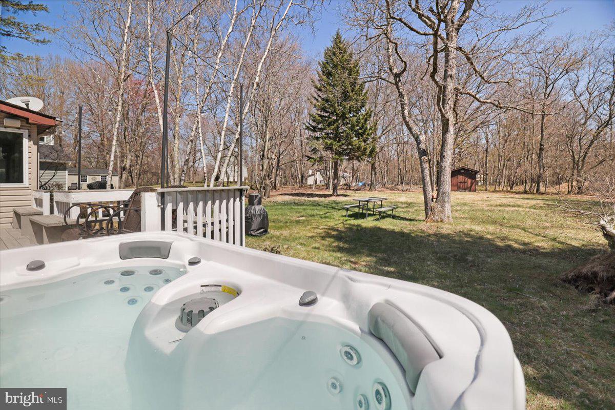 TOWAMENSING TRAILS - Residential