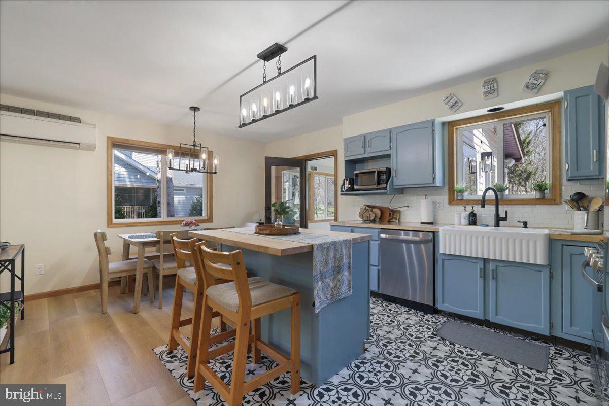 TOWAMENSING TRAILS - Residential