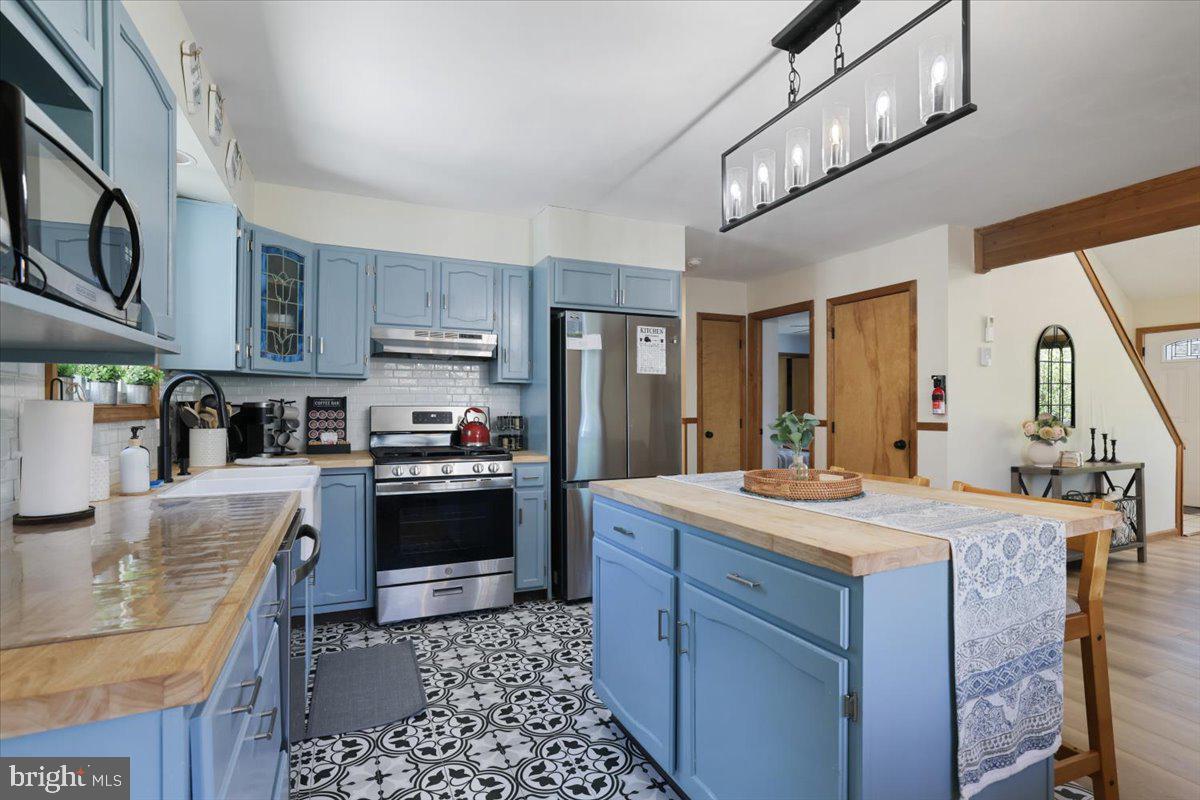 TOWAMENSING TRAILS - Residential