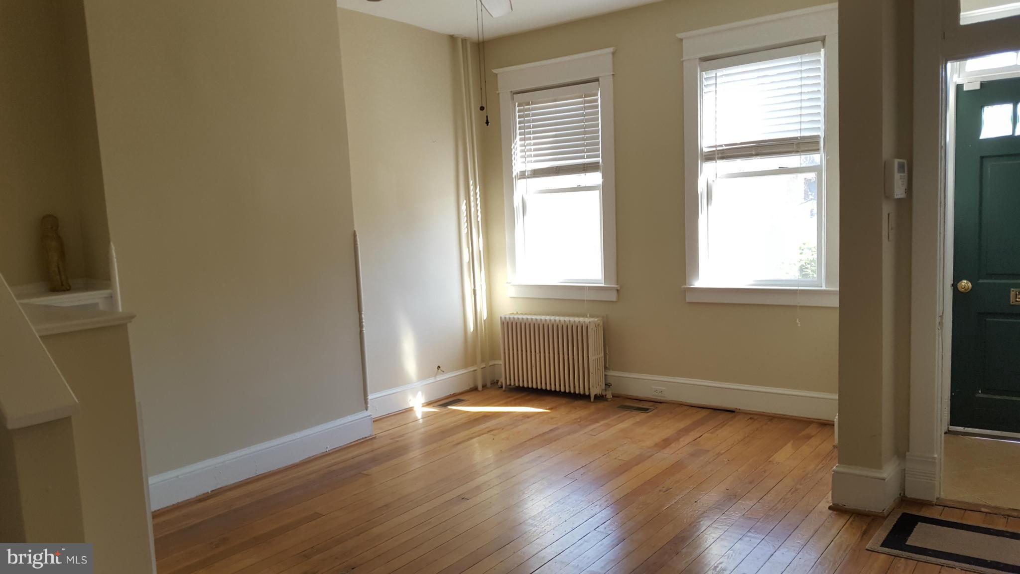 OLD TOWN - Residential Lease