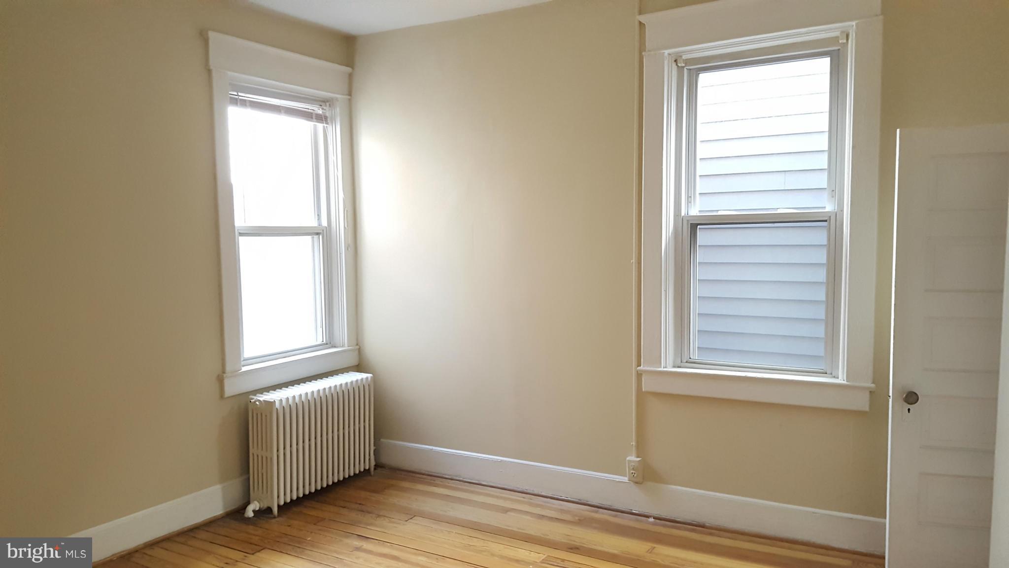 OLD TOWN - Residential Lease