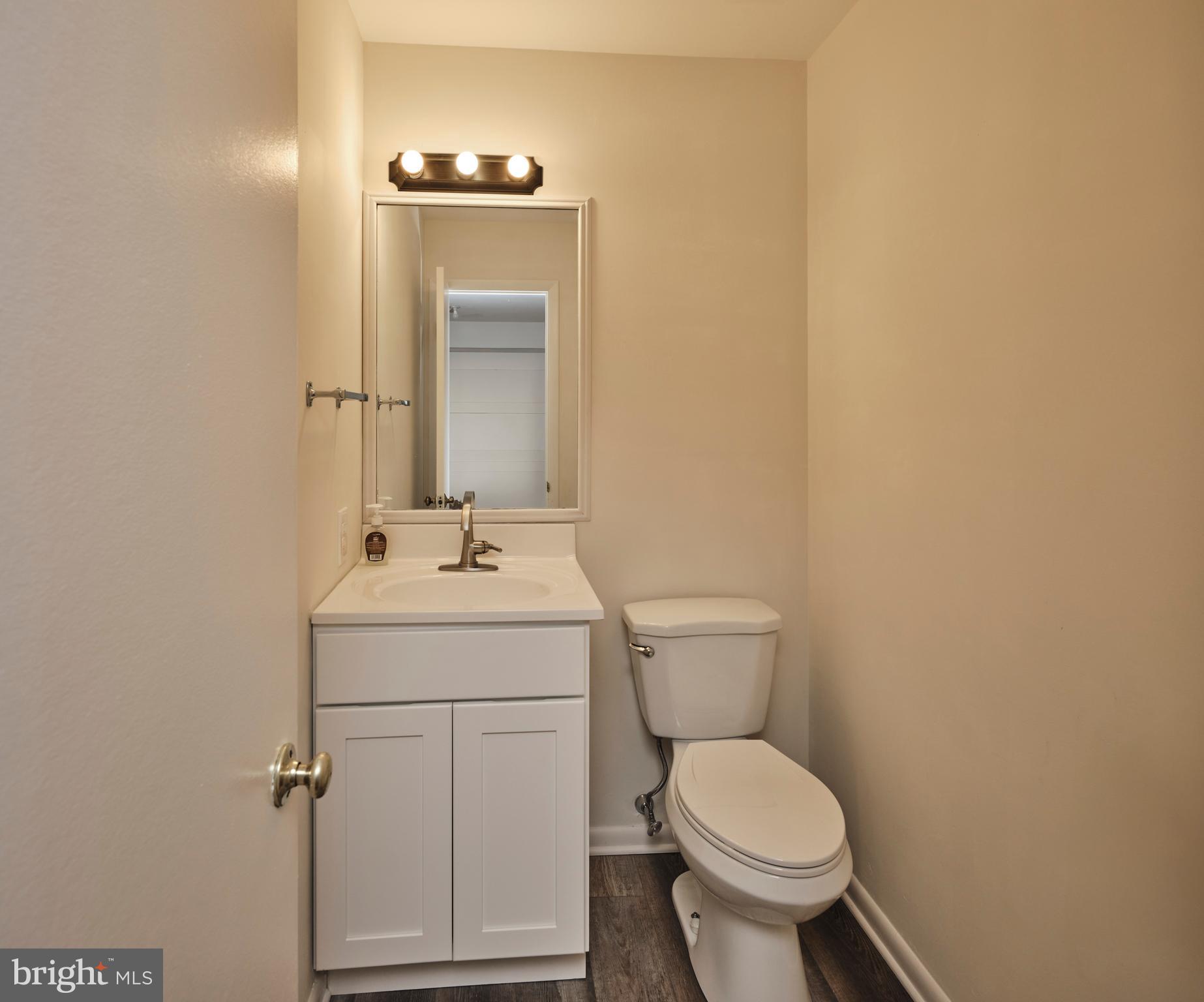 INGHAM MEWS - Residential Lease