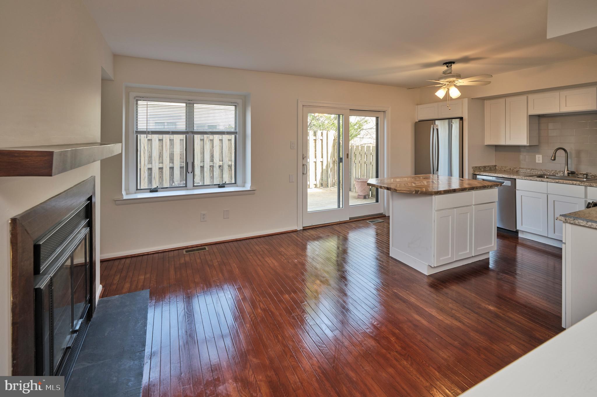 INGHAM MEWS - Residential Lease