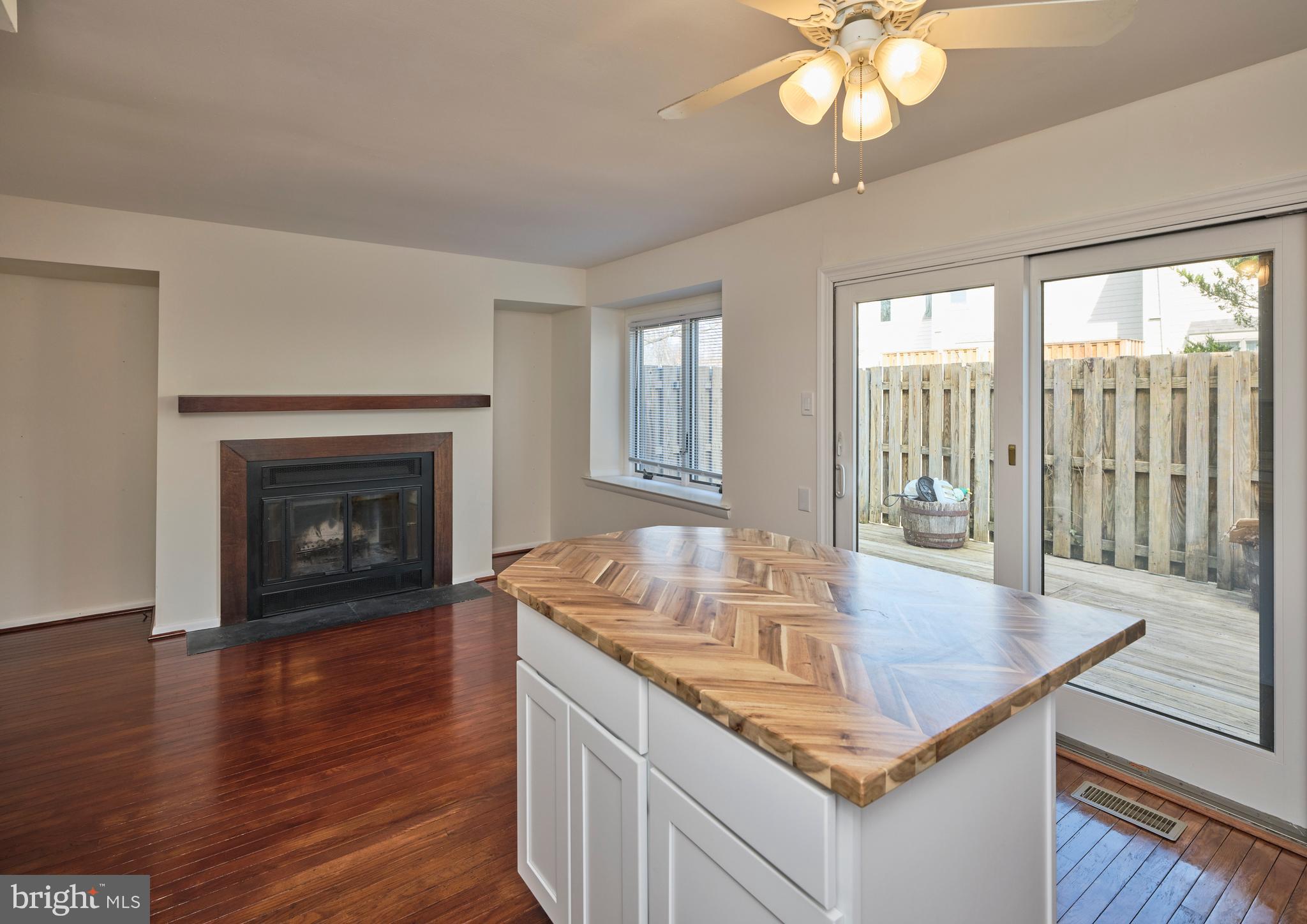 INGHAM MEWS - Residential Lease